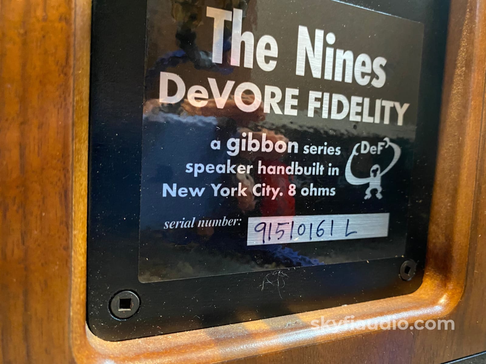 Devore Fidelity Gibbon Nines 2-Way Speakers In A Gorgeous Finish Made In Nyc!