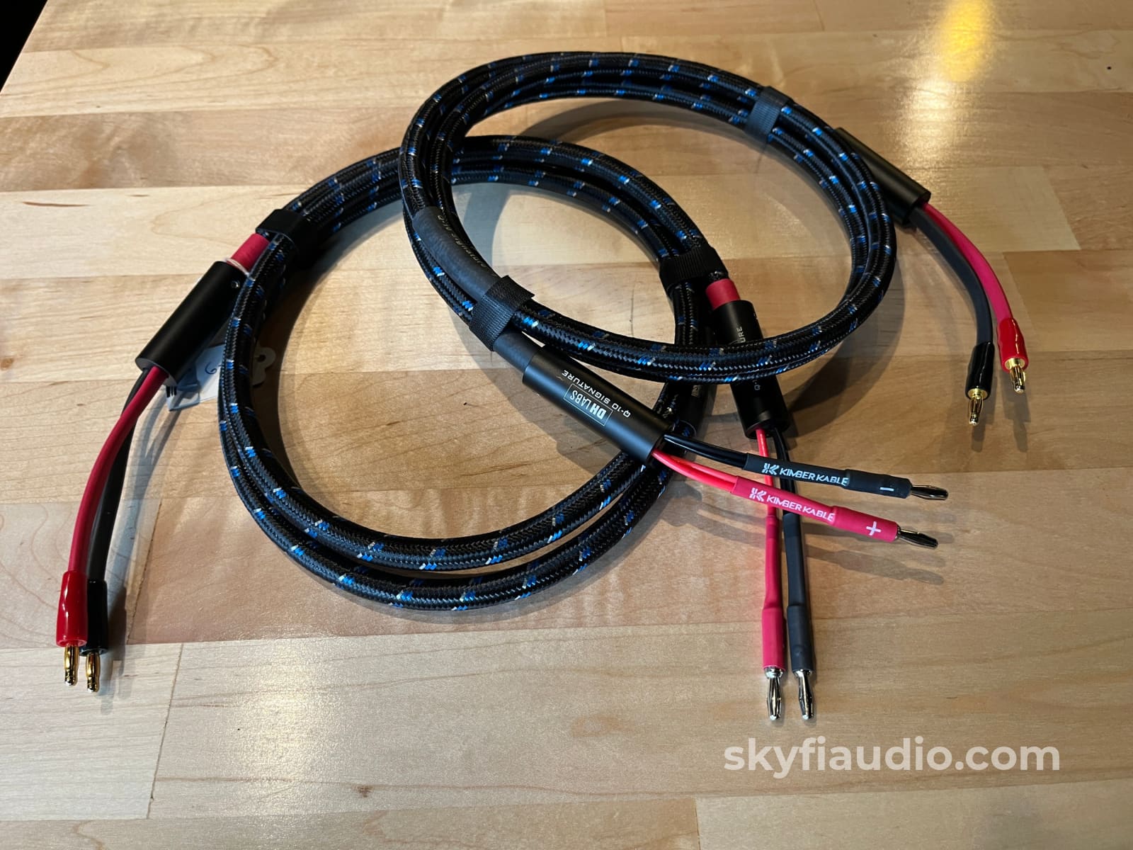 DH Labs Silver Sonic Q-10 Signature Speaker Cables - 6ft Pair (Banana)