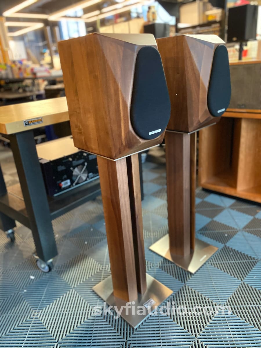 Diapason Adamantes V Speakers With Stands - Hand Crafted In Italy
