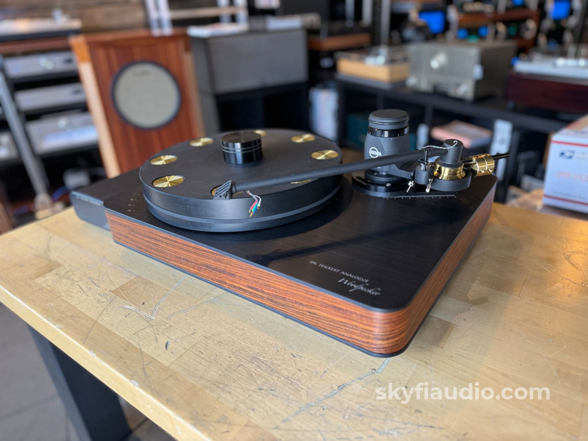 Feickert Woodpecker Turntable With Kuzma Arm Power Supply And New Sumiko Celebration 40 Mc Cartridge