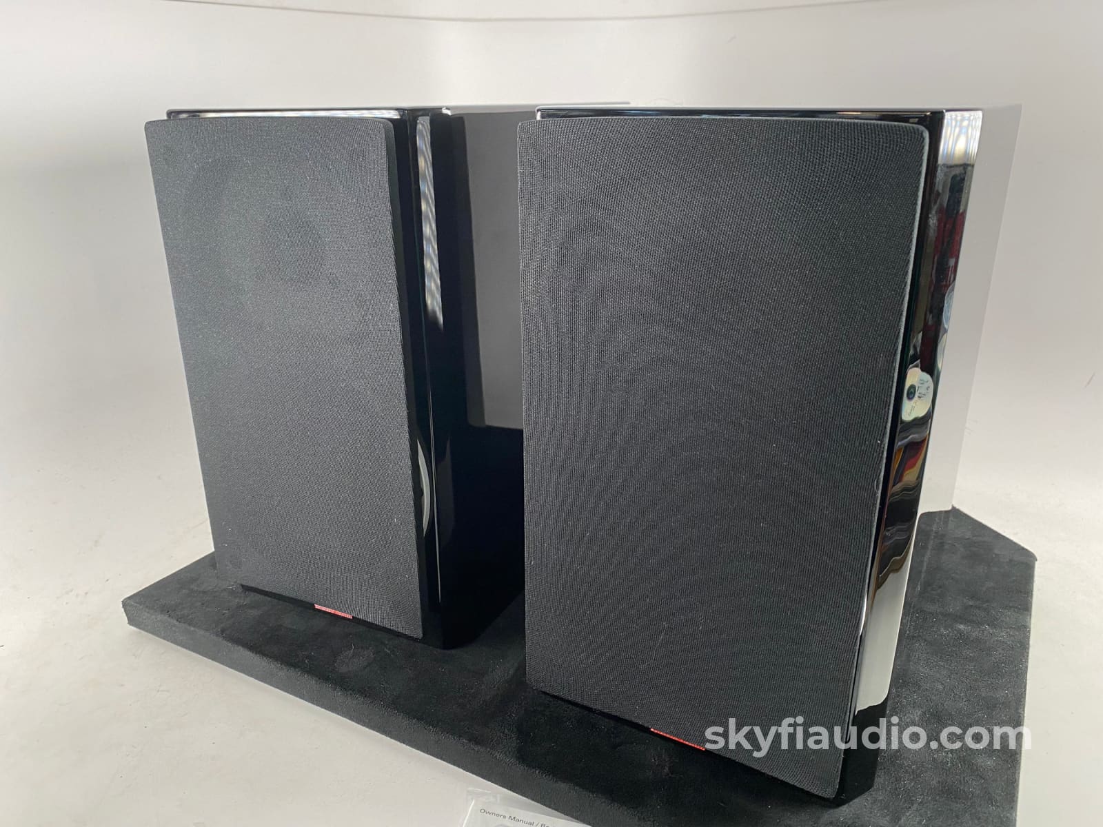 Dynaudio Excite X12 Speakers With Boxes