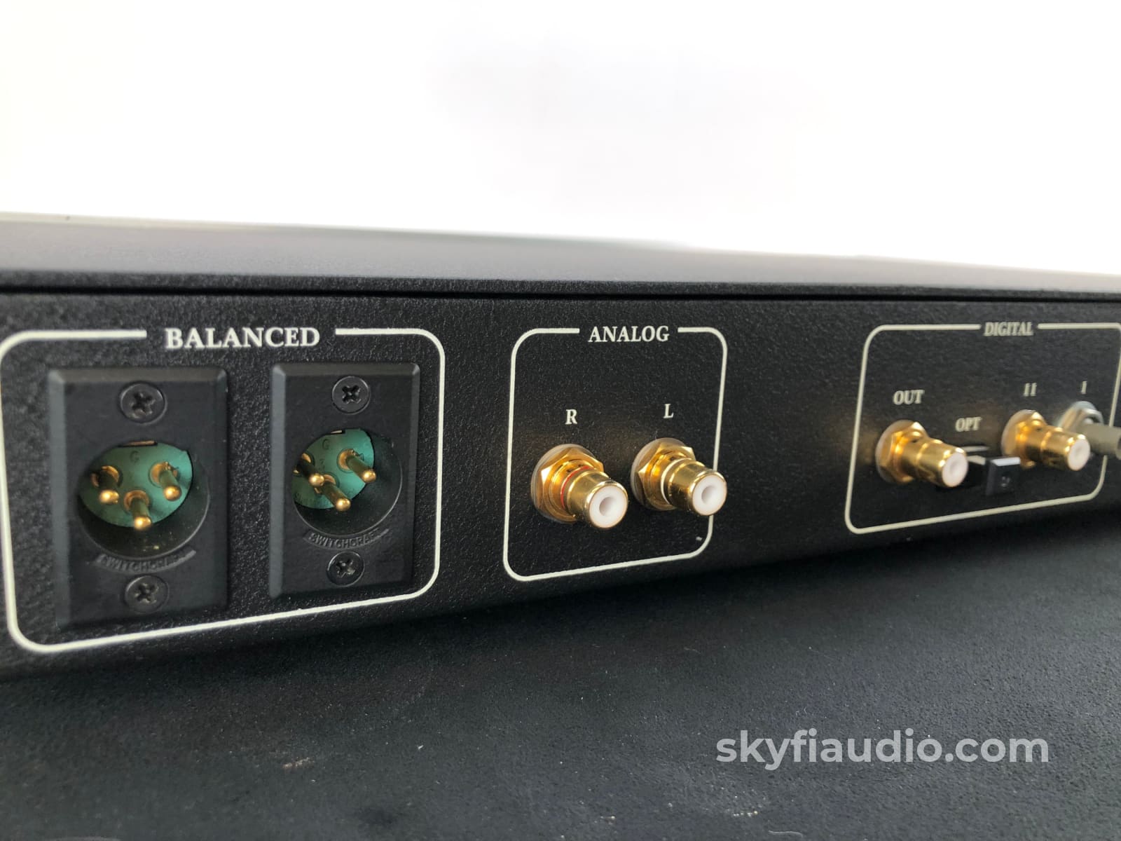 Ead (Enlightened Audio Designs) Dsp-7000 Series Iii Dac Cd + Digital