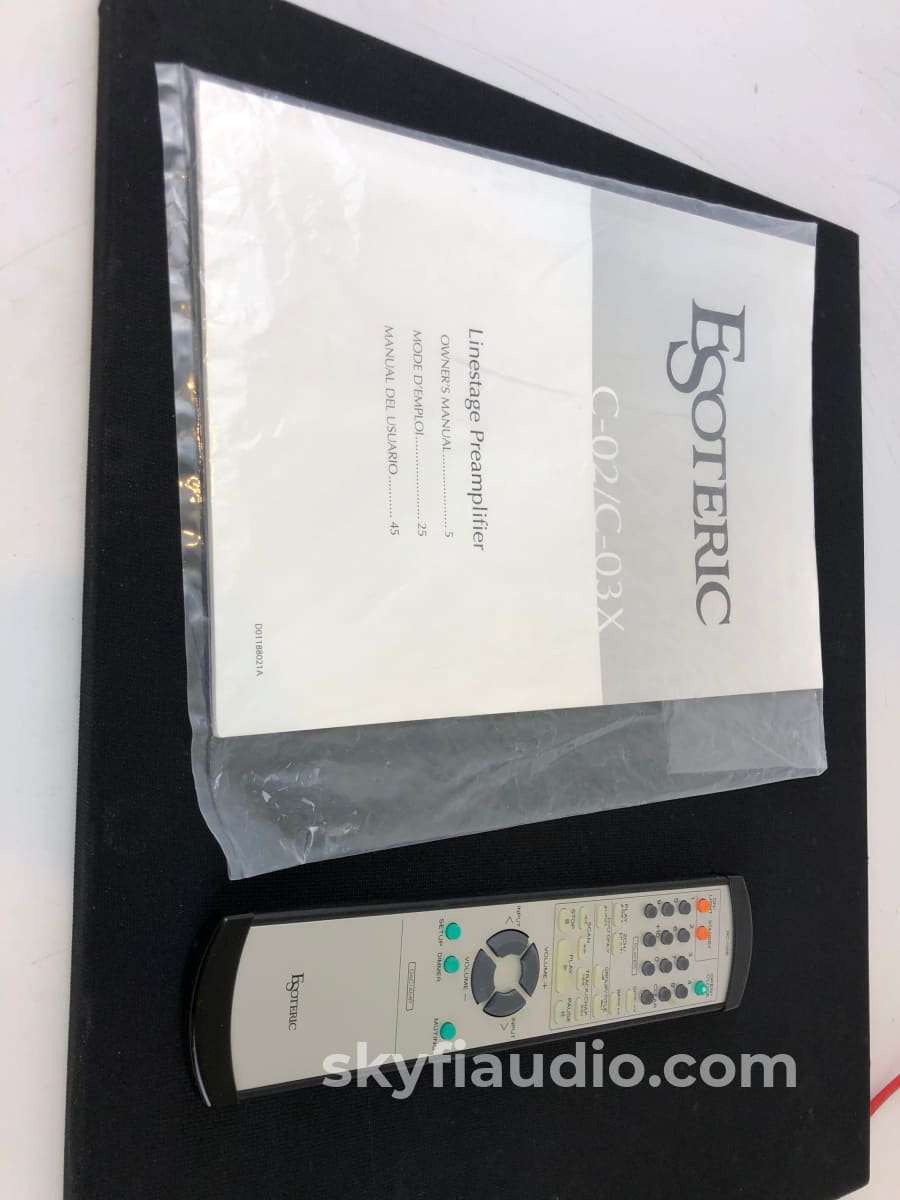 Esoteric C-02 Flagship Preamplifier Complete Set And Mint! $25K Msrp