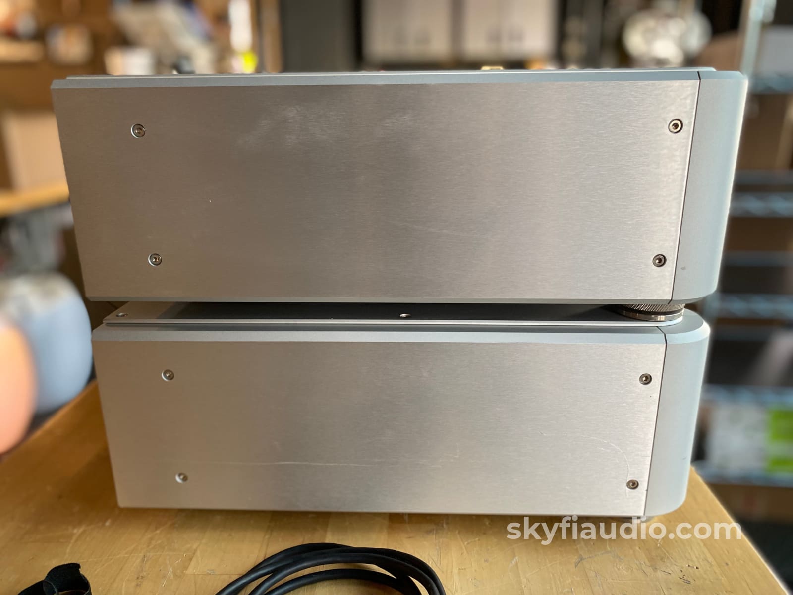 Esoteric P-03 SACD/CD Transport & D-03 D/A Converter (DAC)