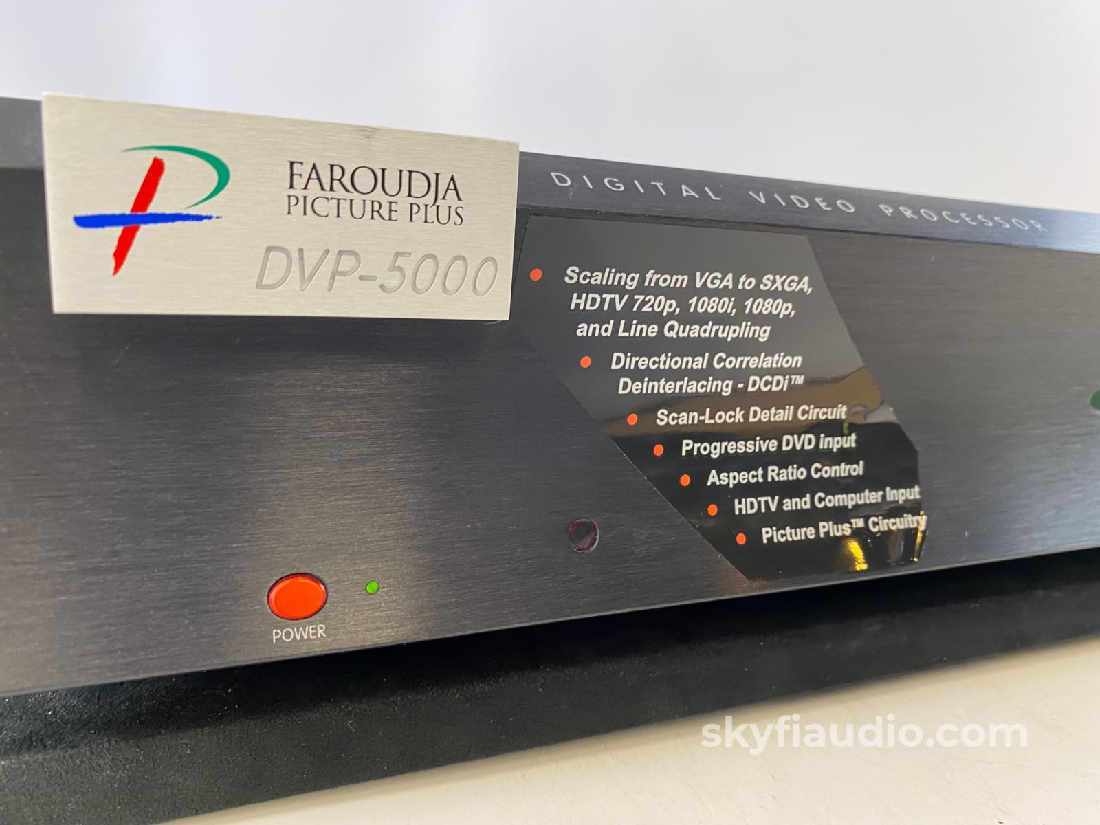 Faroudja Dvp-5000 Professional Hd Digital Video Processor And Scaler Preamplifier