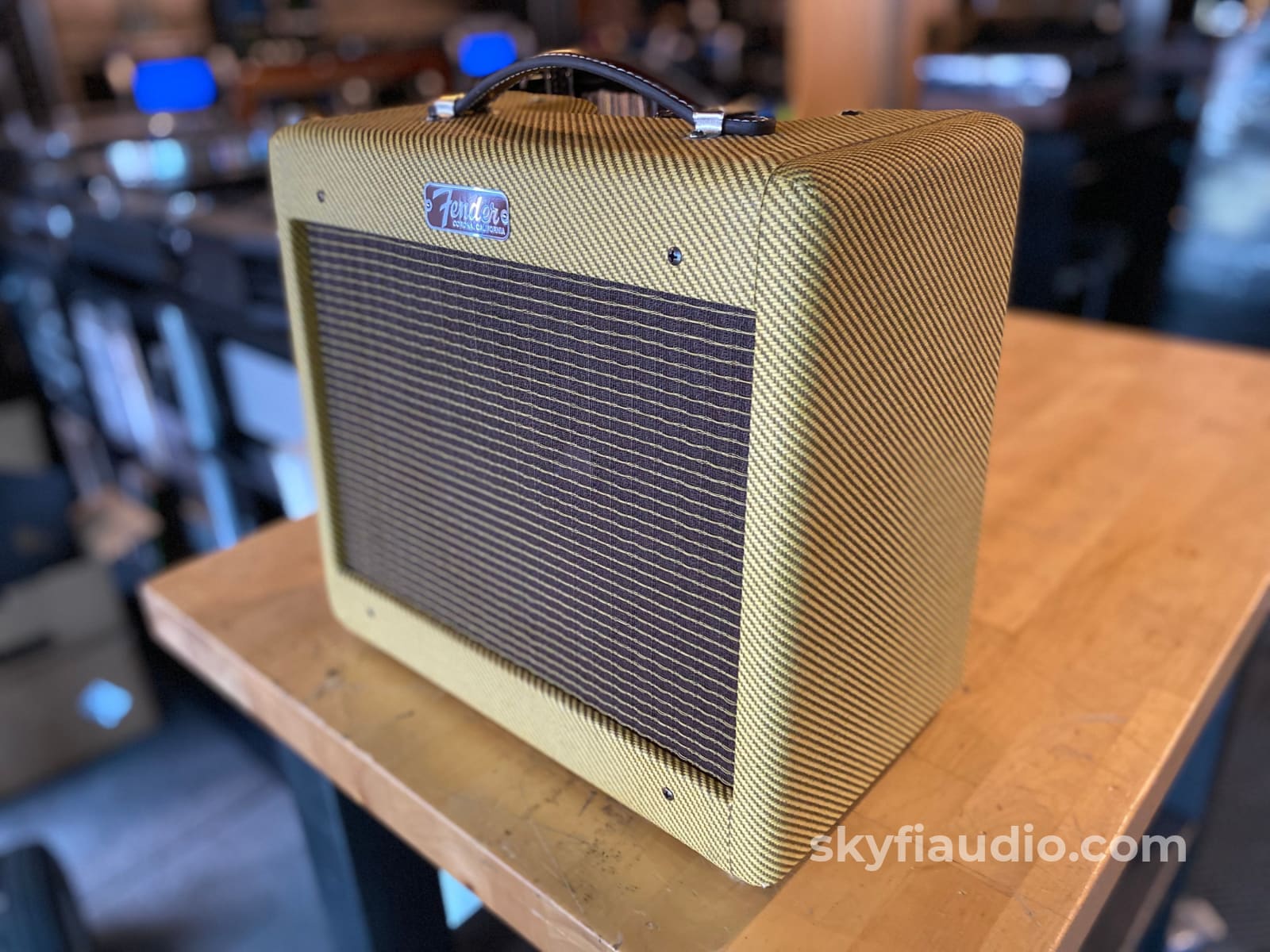 Fender '57 Custom Champ All-Tube Combo Amp in Lacquered Tweed