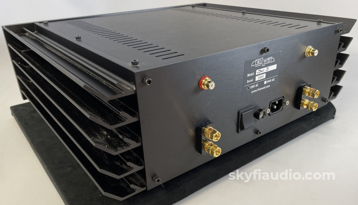 First Watt SIT-3 Class A Amplifier - Like New in Box and Highly Review