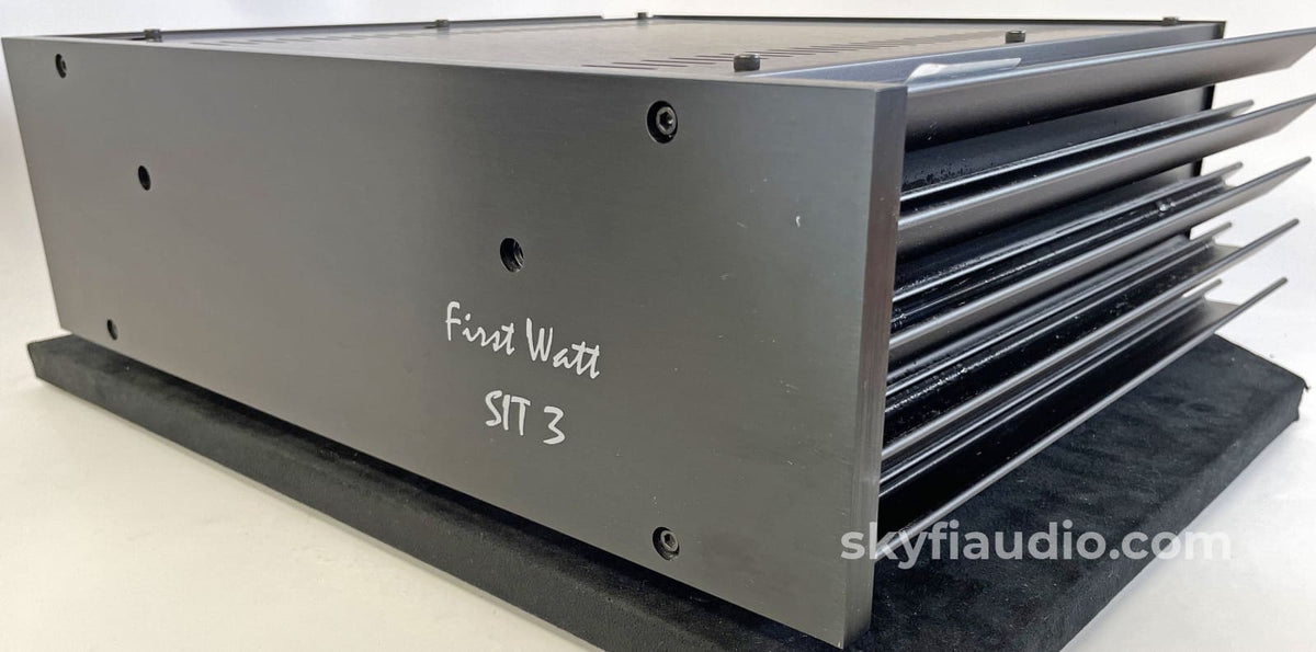 First Watt SIT-3 Class A Amplifier - Like New in Box and Highly Review