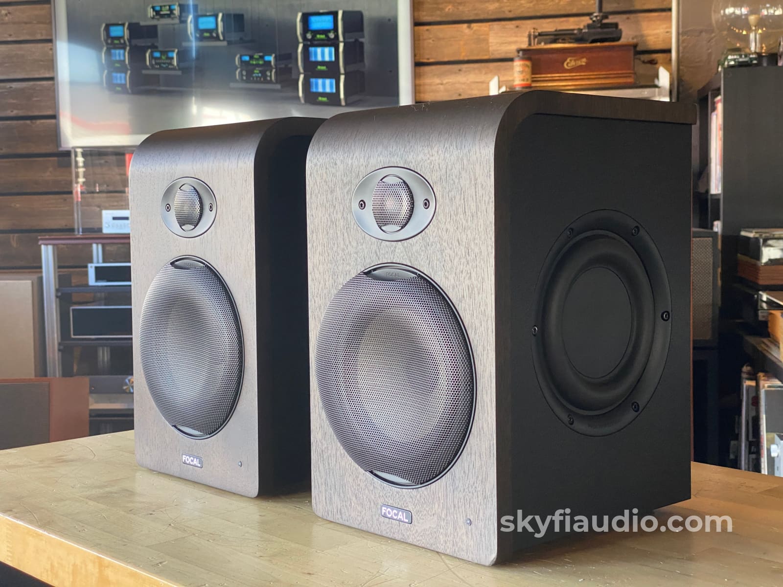 Focal Shape 65 Powered Monitor Speakers - New