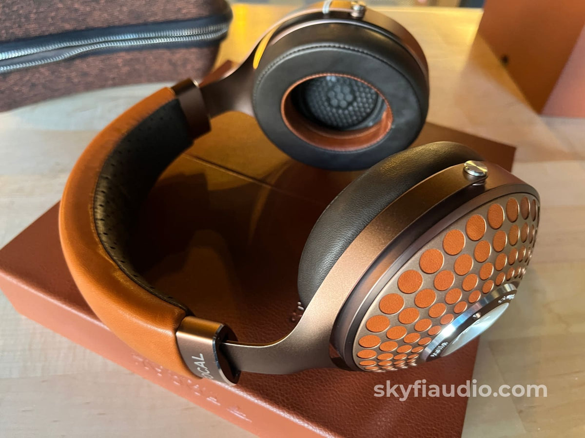 Focal Stellia Headphones - w/ Box and Accessories Headphones