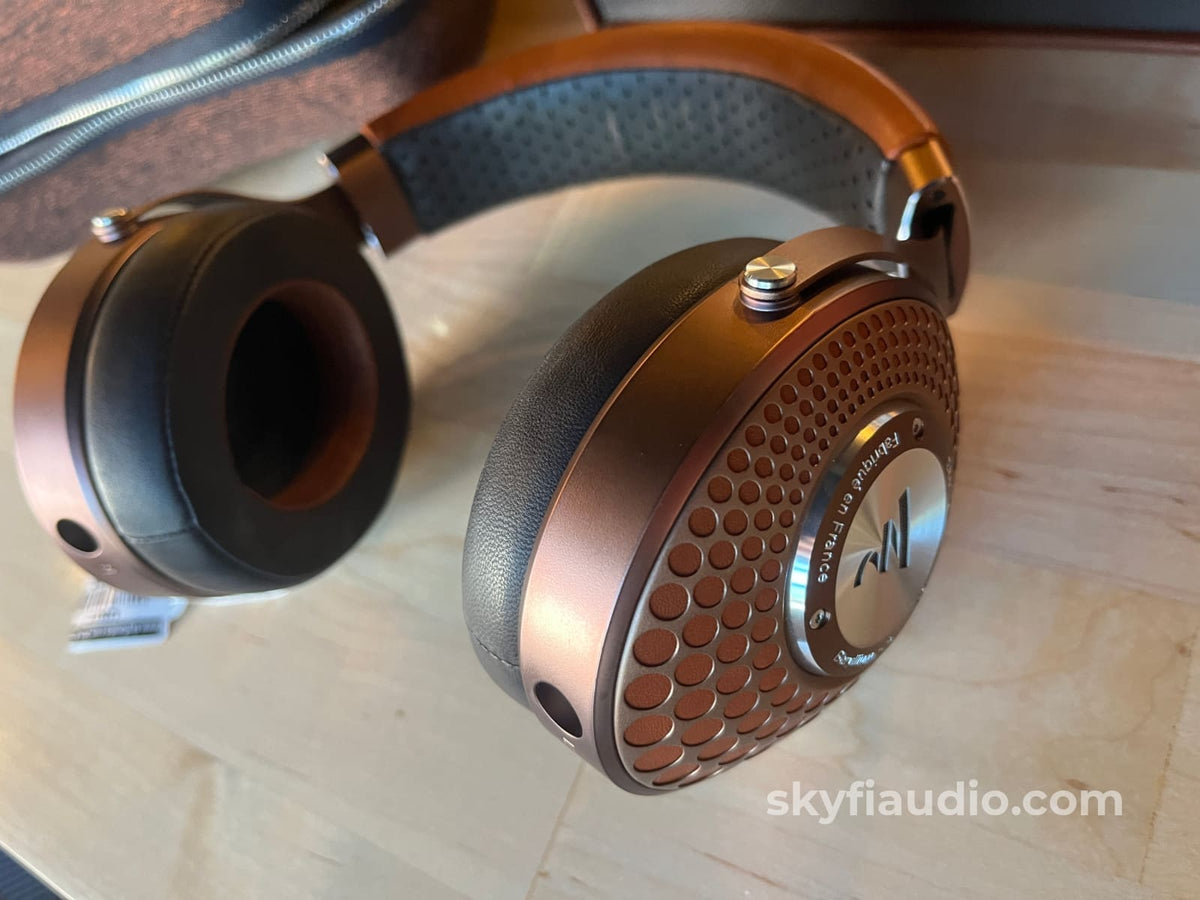 Focal Stellia Headphones - w/ Box and Accessories Headphones