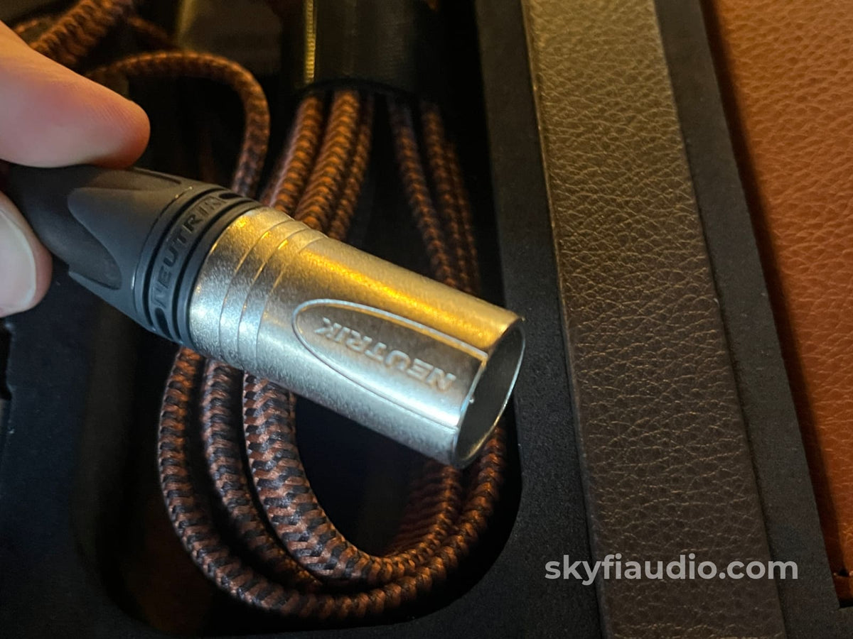 Focal Stellia Headphones - w/ Box and Accessories Headphones