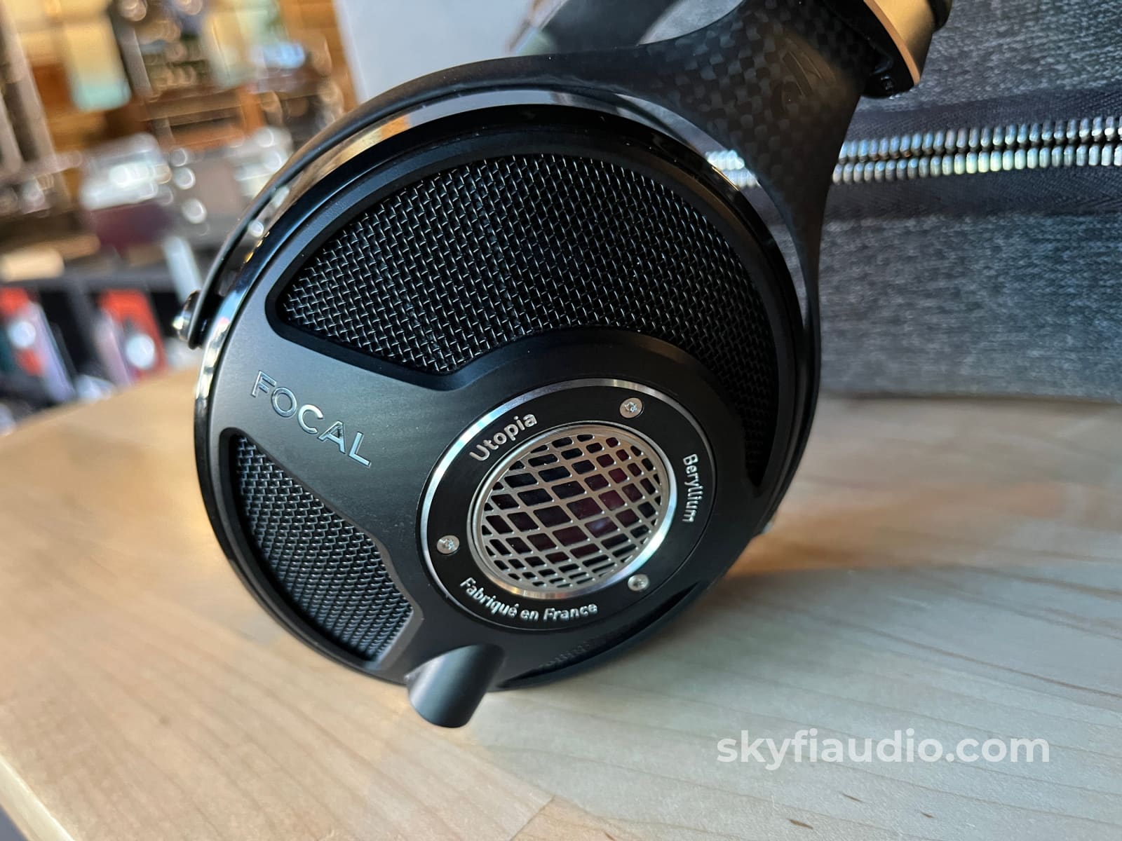 Focal Utopia Headphones - Beryllium Drivers - Complete Headphones