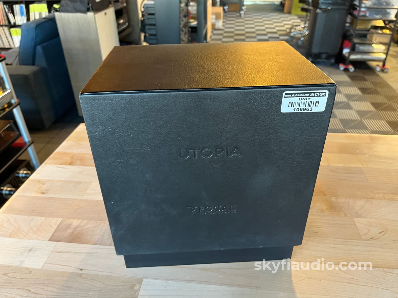 Focal Utopia Headphones - Beryllium Drivers - Complete Headphones