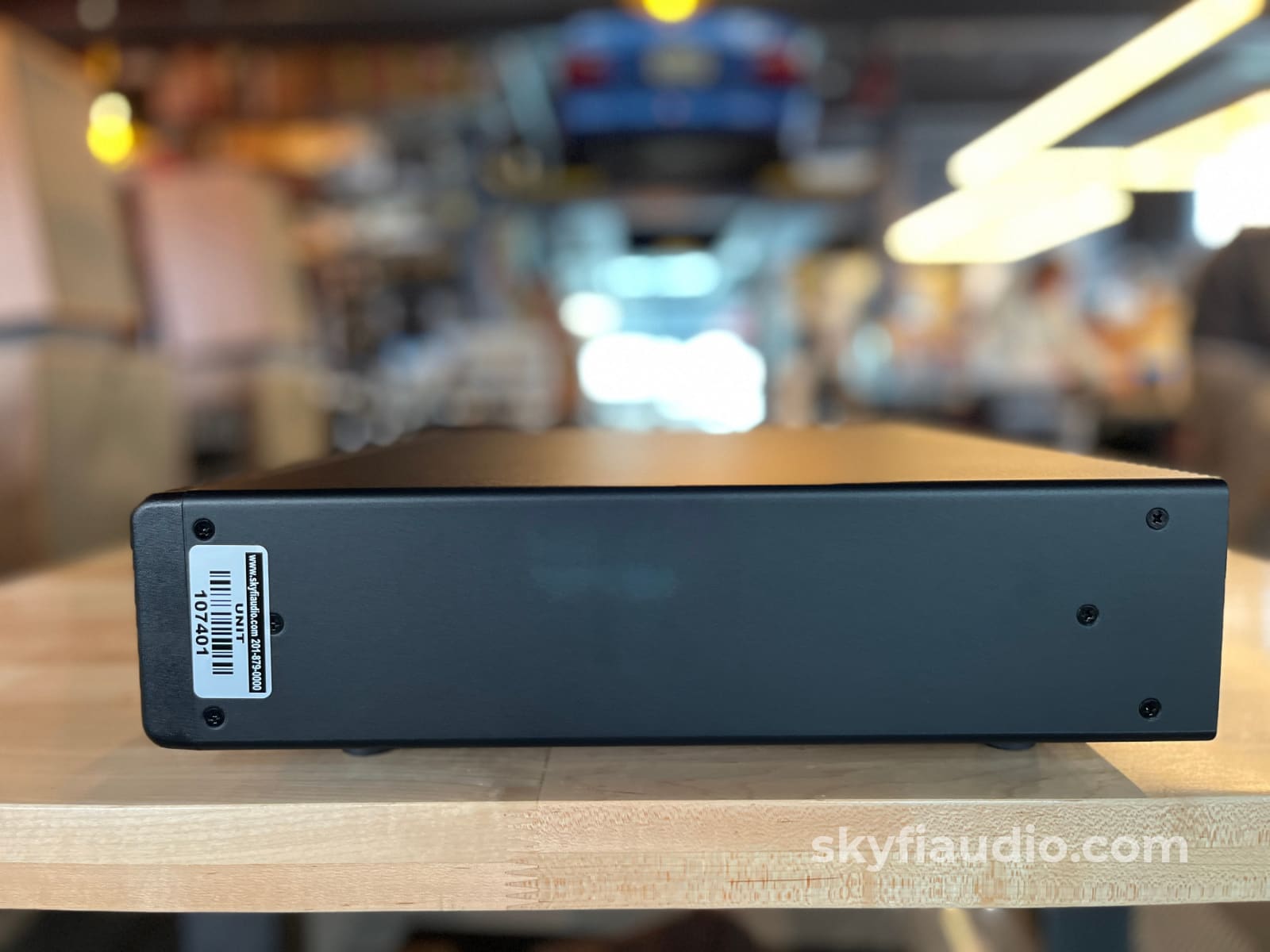Furman Elite-15 PFi Power Conditioner - 13 Outlet Power Conditioner