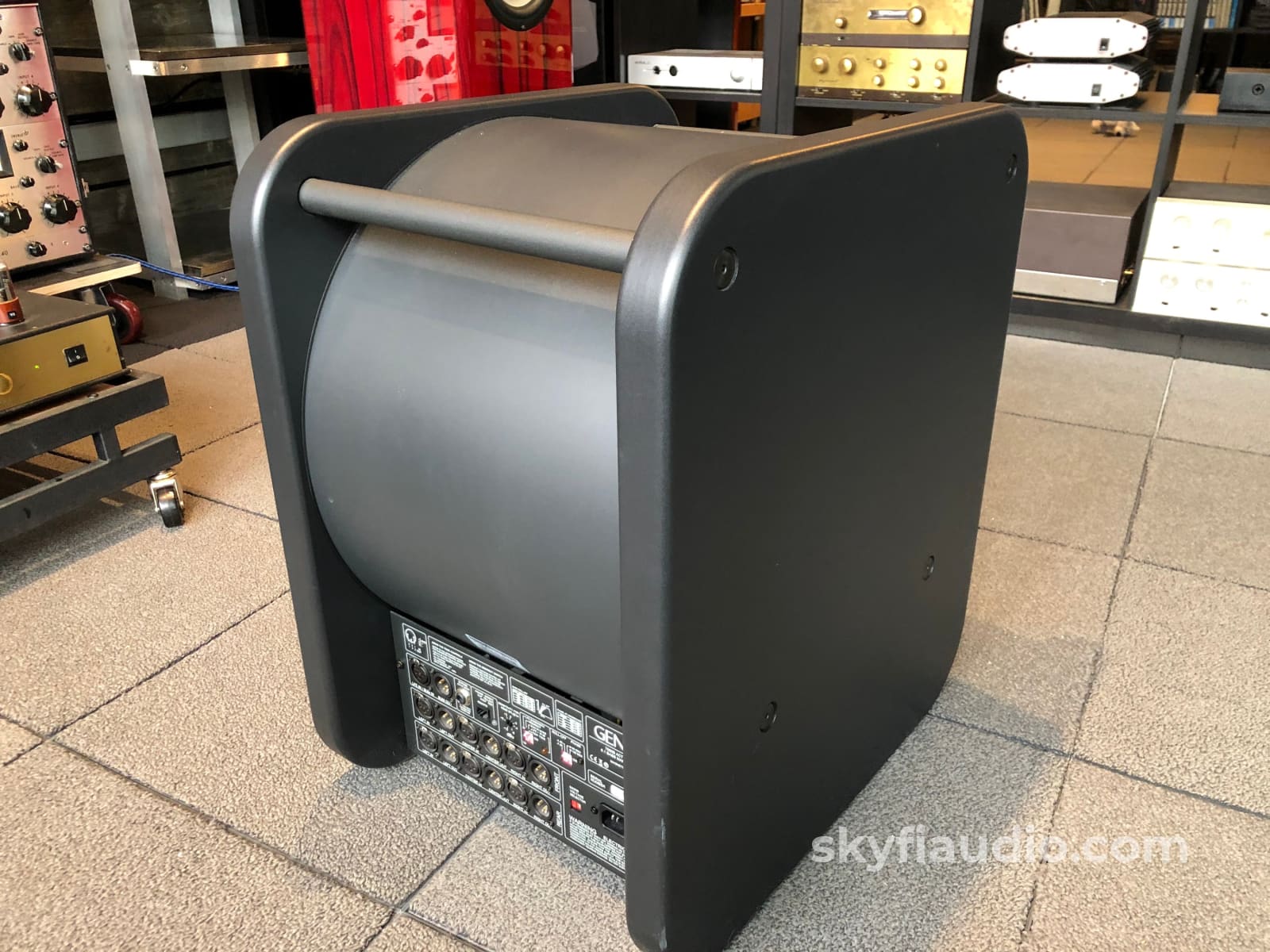 Genelec 7060B Powered Pro Audio Subwoofer