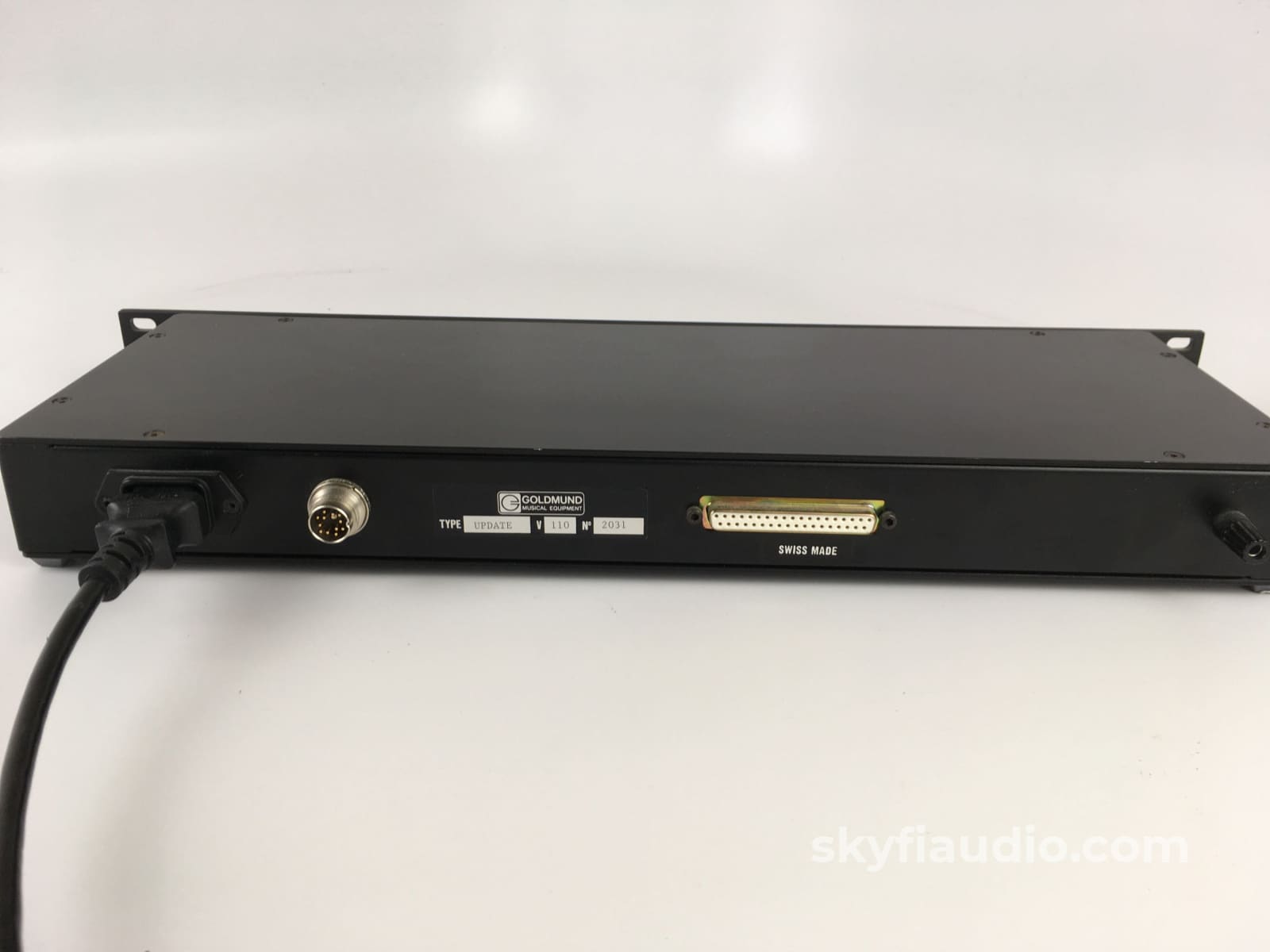 Goldmund Studio Linear Tracking Turntable With T3F Pl8 Controller