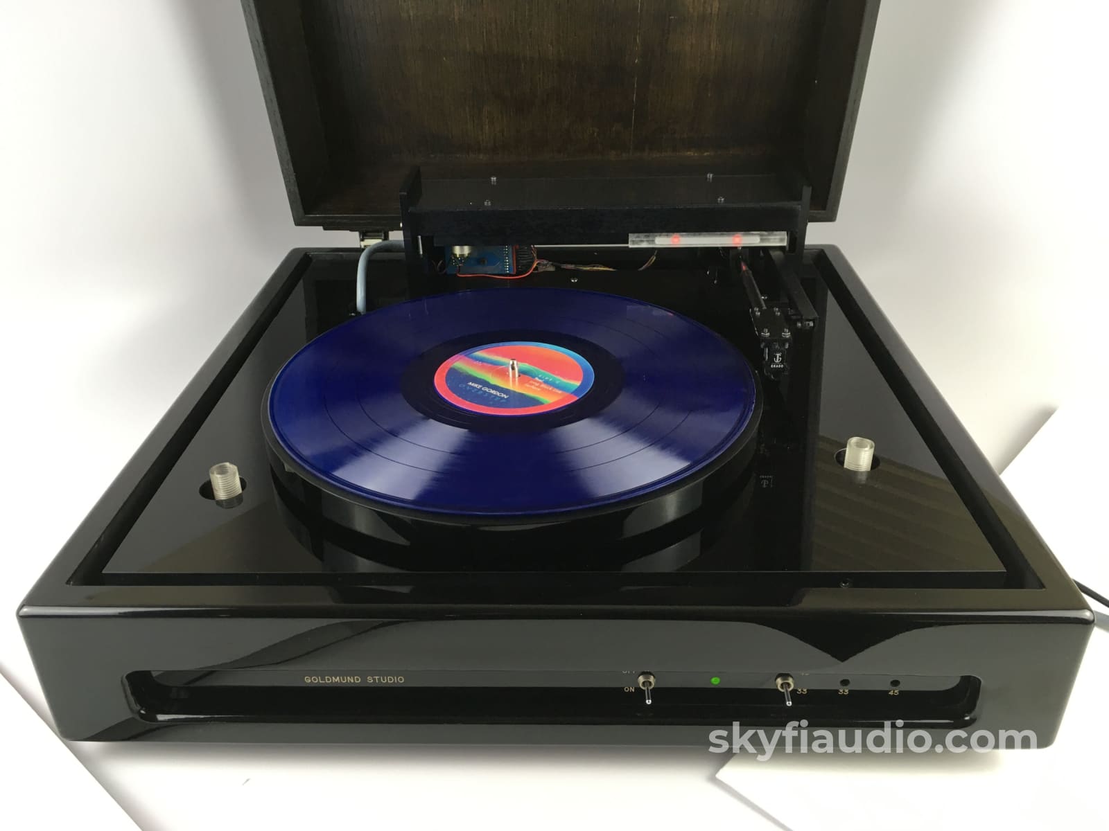 Goldmund Studio Linear Tracking Turntable With T3F Pl8 Controller