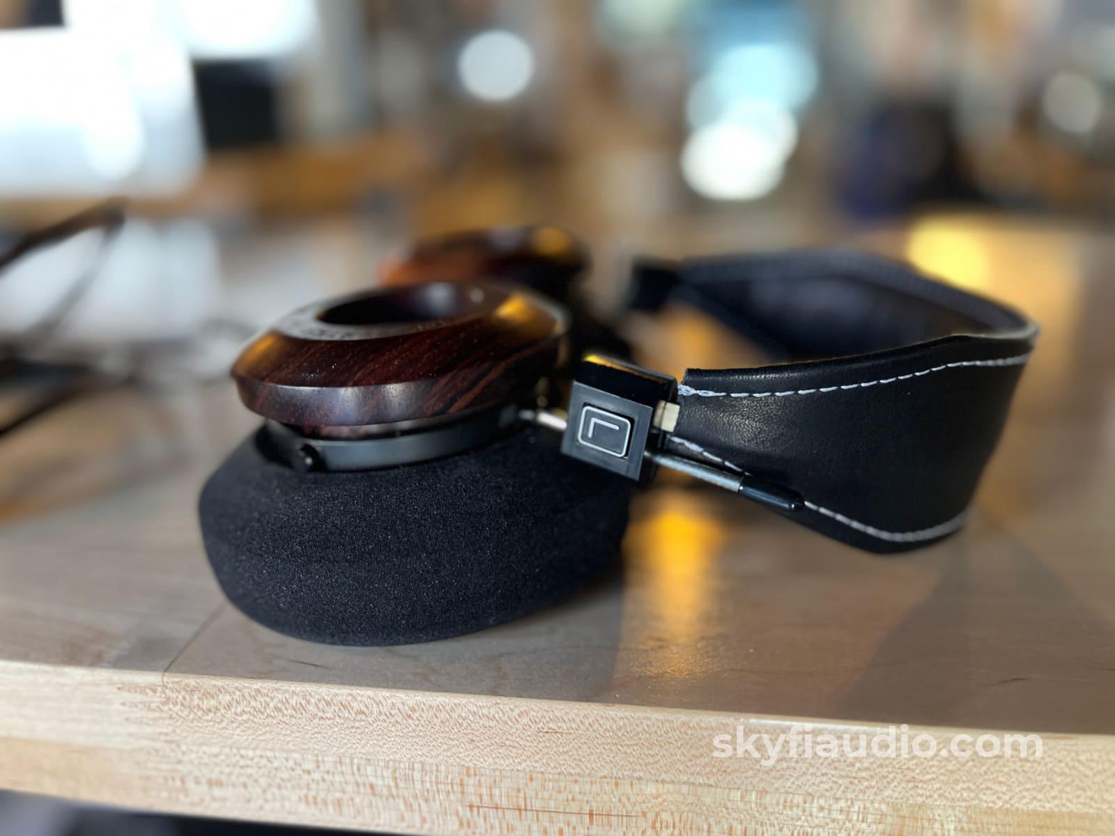 Grado GS3000e Statement Series Headphones Headphones