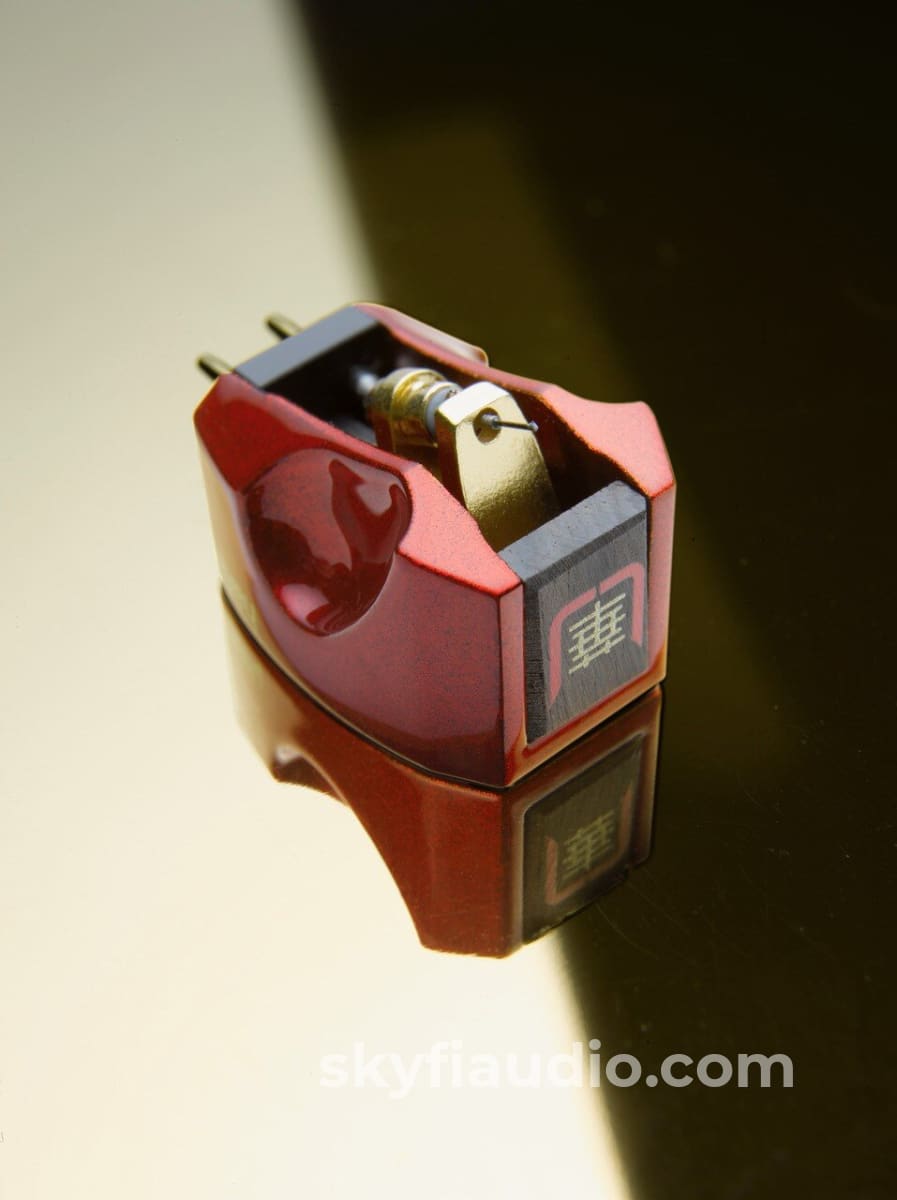 Hana Umami Red Moving Coil Cartridge Mc