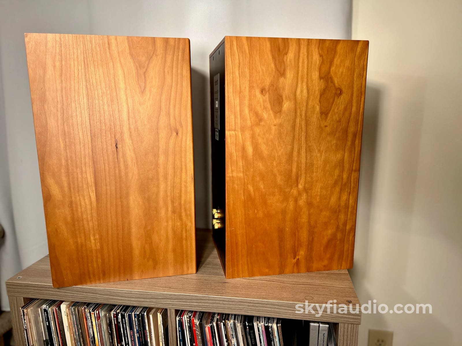 Harbeth HL Compact 7ES-2 Speakers in a Gorgeous Cherry Finish