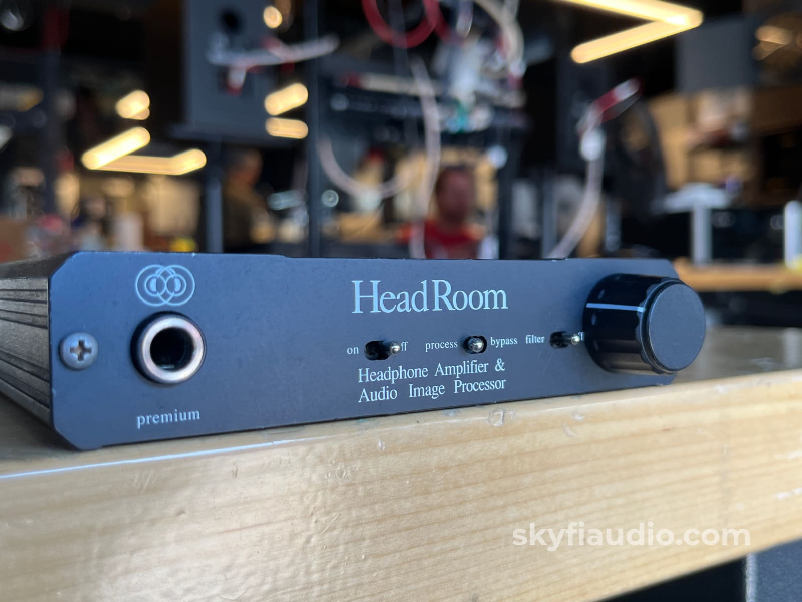 Headroom Premium Headphone Amplifier + Audio Image Processor - Aa Battery Capable! Headphones