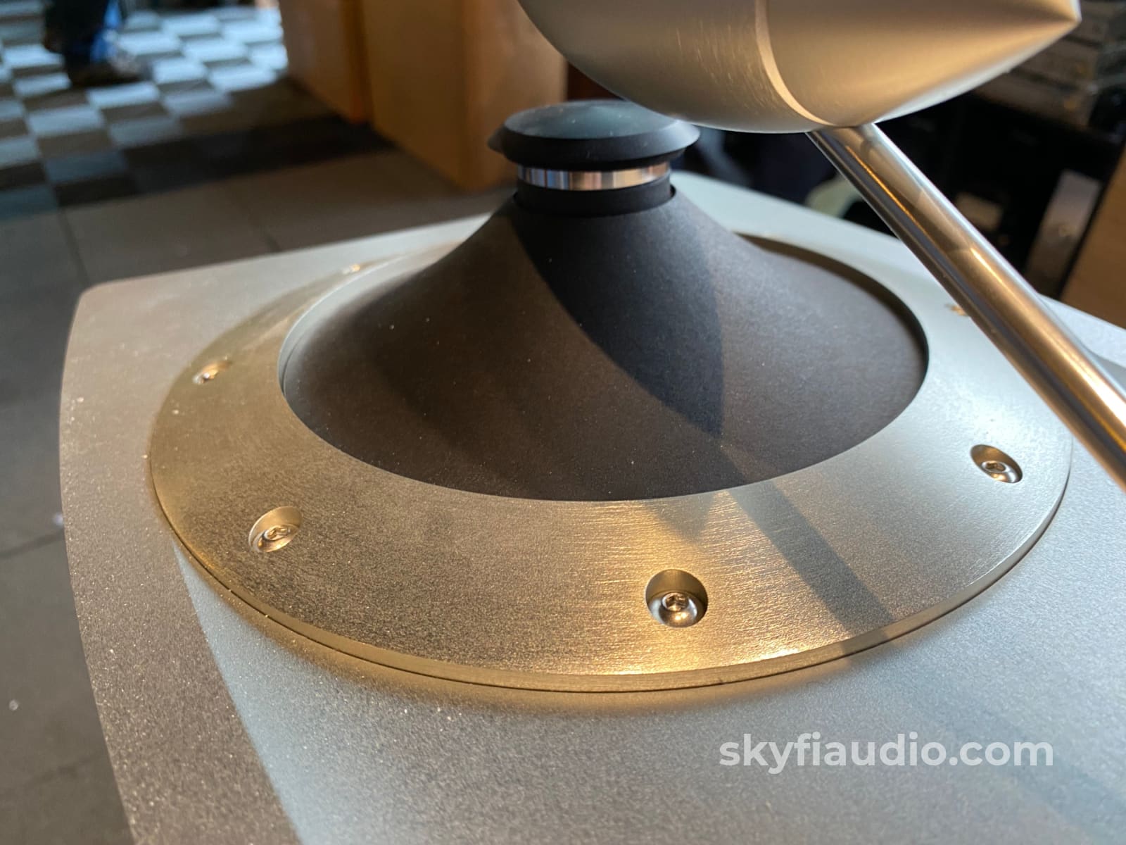Ilumnia Magister Mkii Field Coil Speakers - Like New And Complete