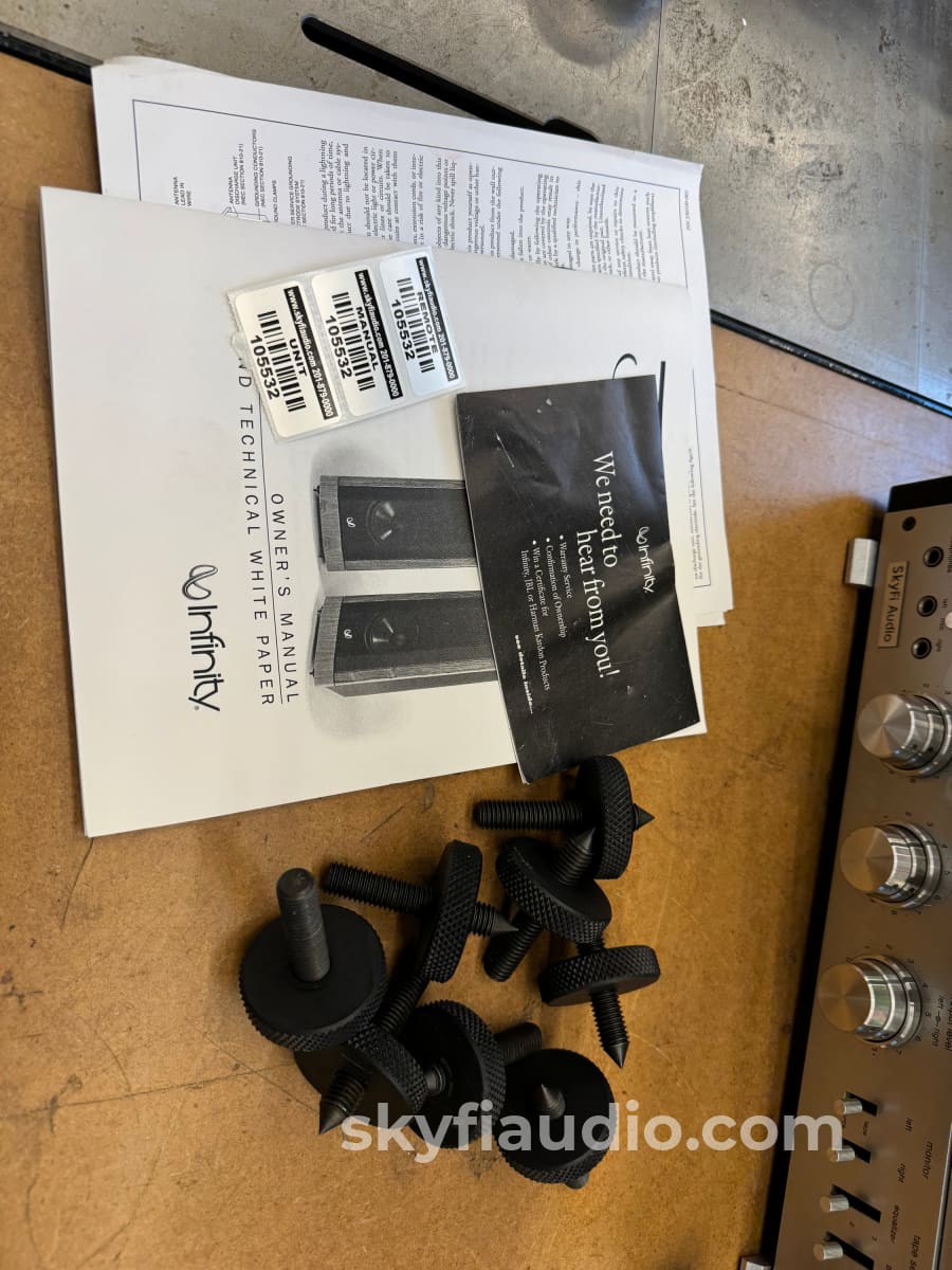 Infinity Irs Sigma Speakers -Amazing Condition