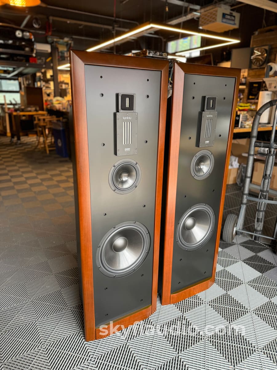 Infinity Irs Sigma Speakers -Amazing Condition