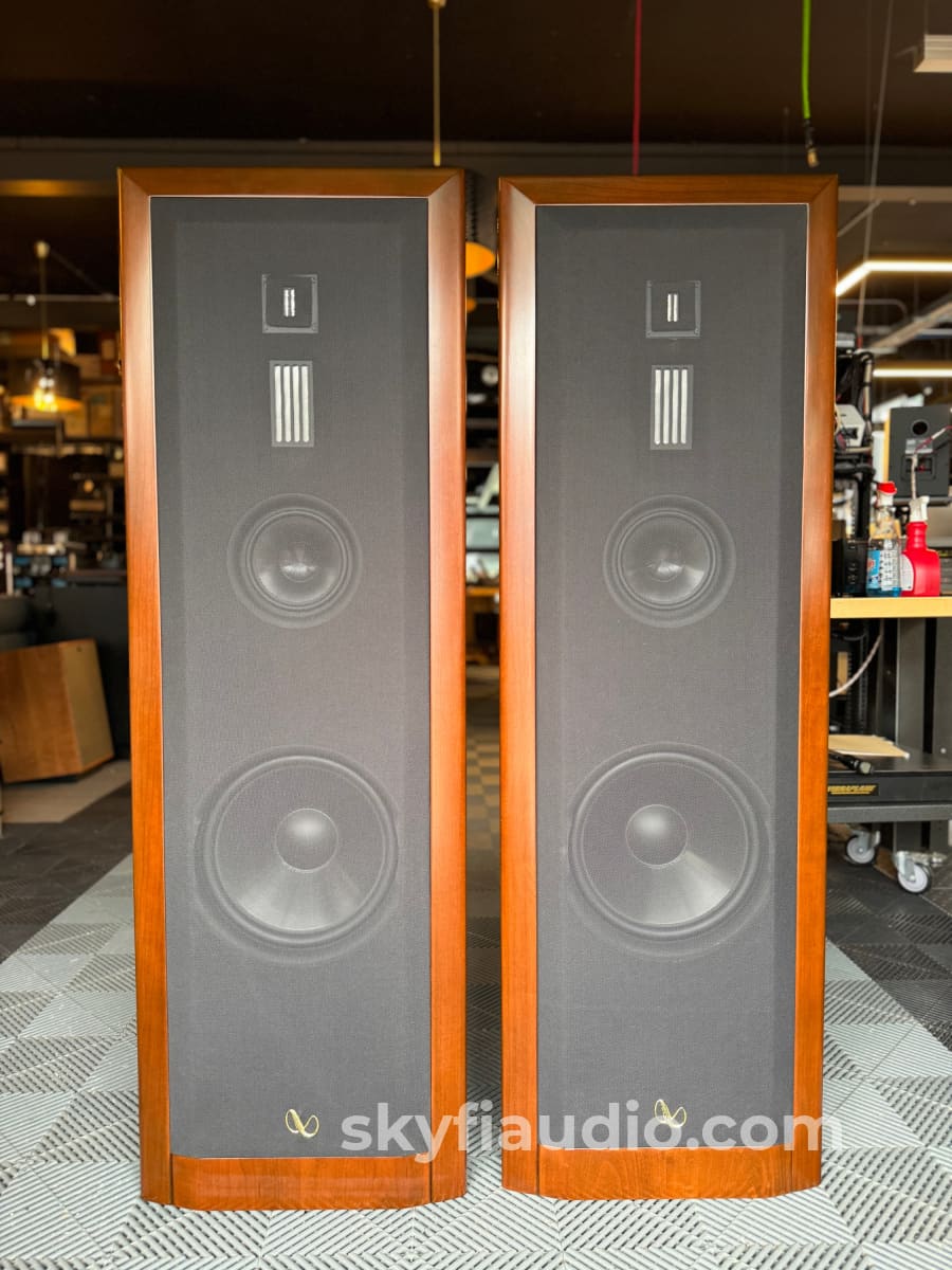 Infinity Irs Sigma Speakers -Amazing Condition