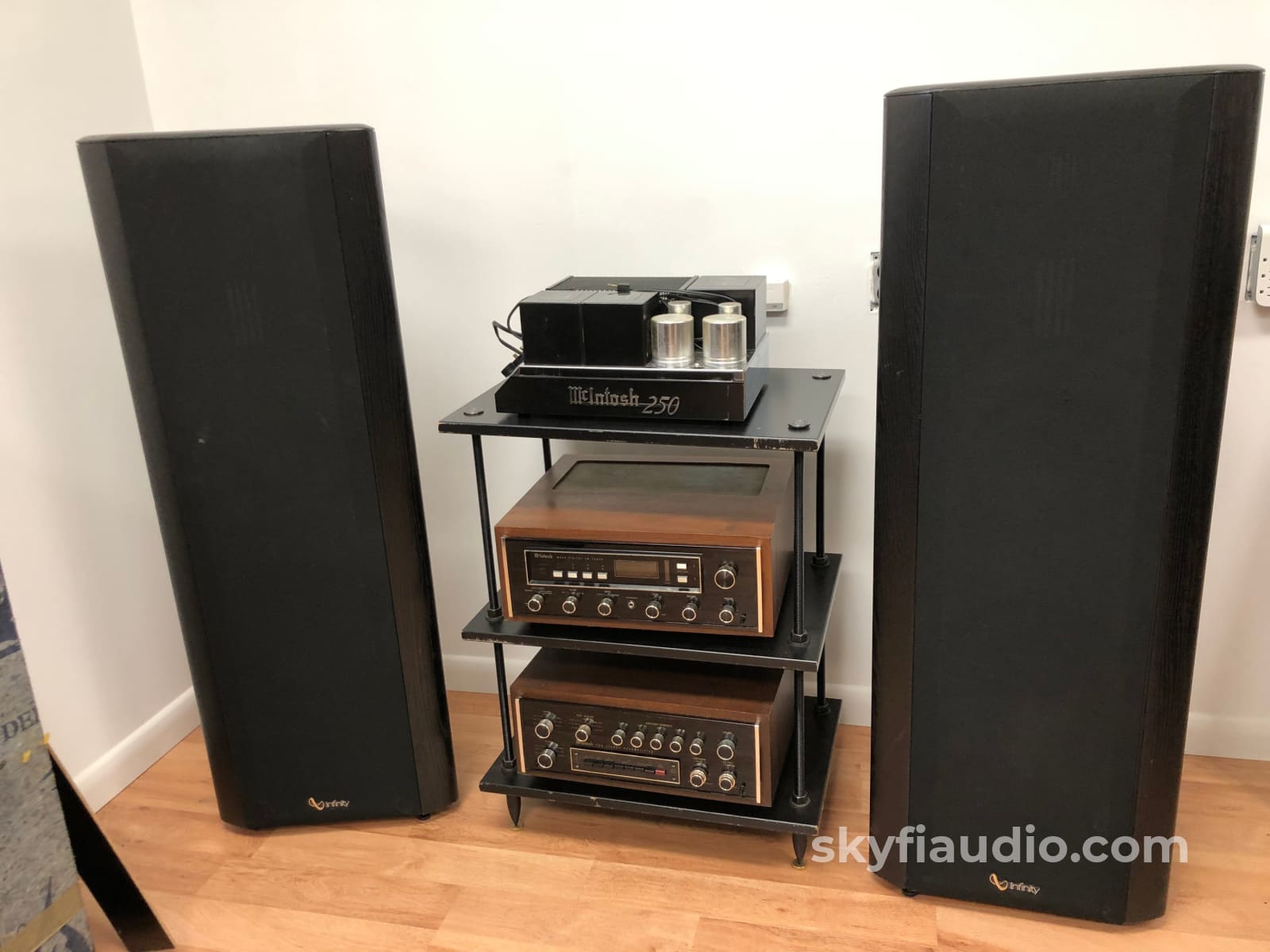 Infinity Renaissance 90 Vintage Speakers With Emit Drivers