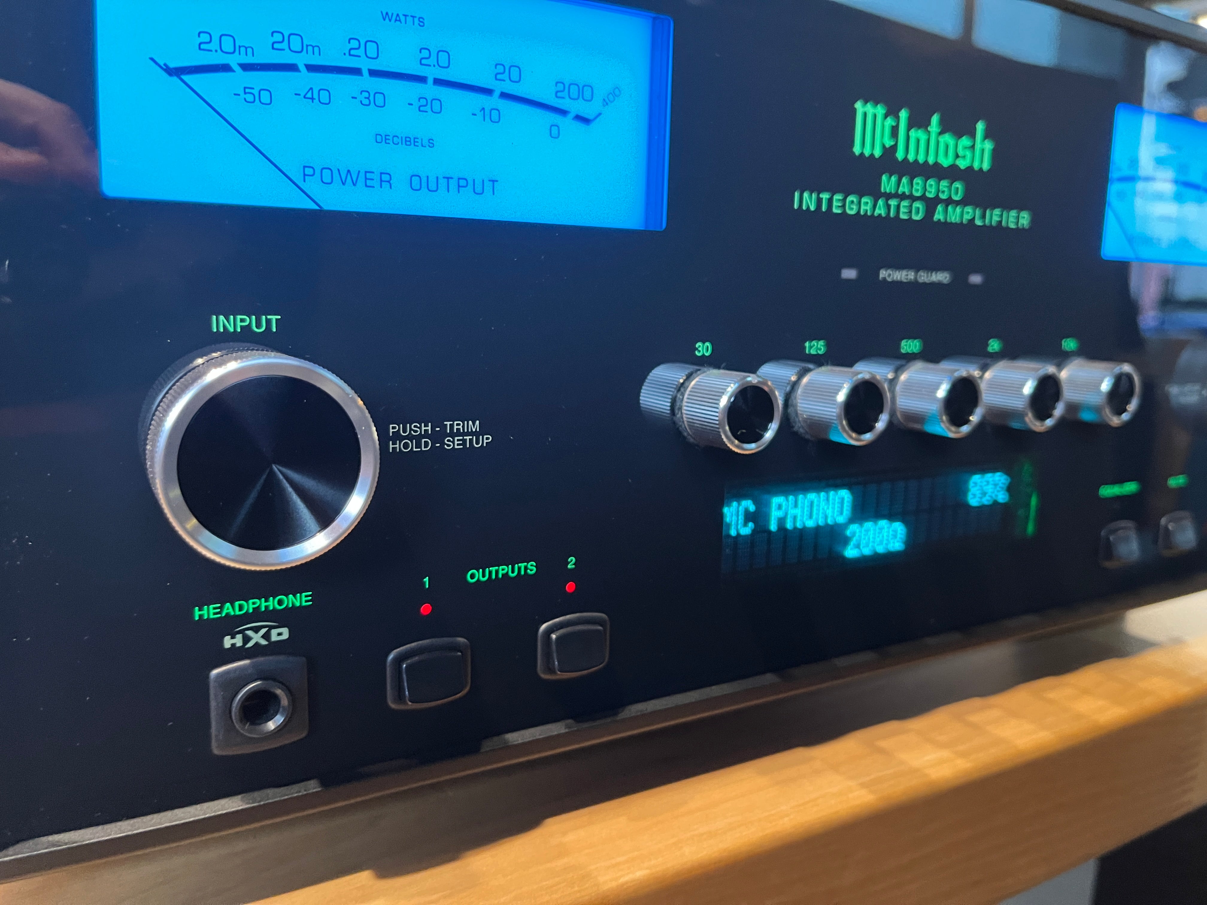 McIntosh MA8950 Solid State Integrated Amplifier - Pre-Loved