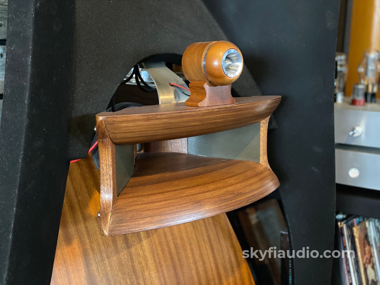 Jadis J1 Eurythmie 4-Way Work Of Art Horn Speakers Handmade In France