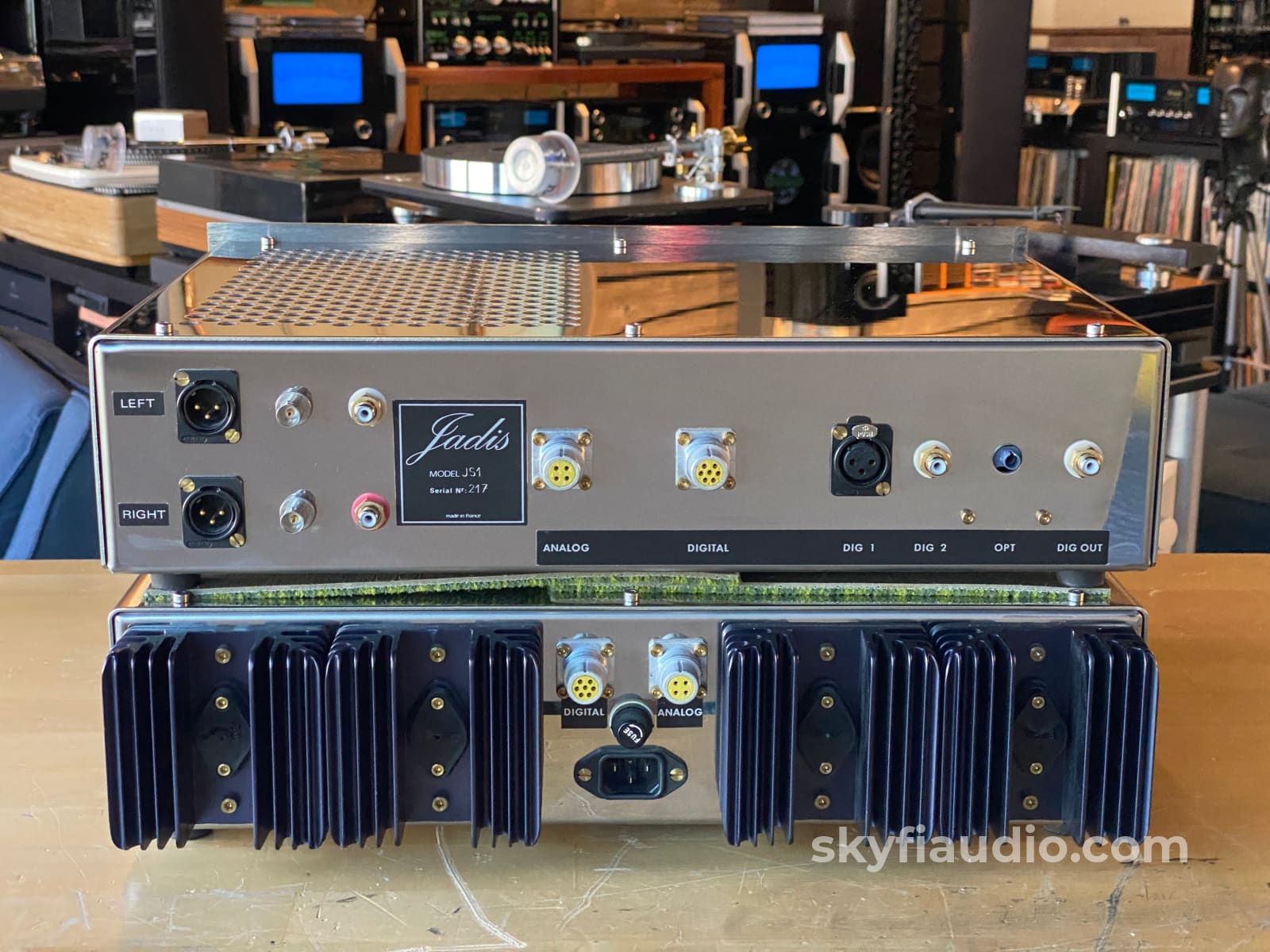 Jadis Js1 Dual Chassis Tube Dac With Power Supply - Made In France Cd + Digital