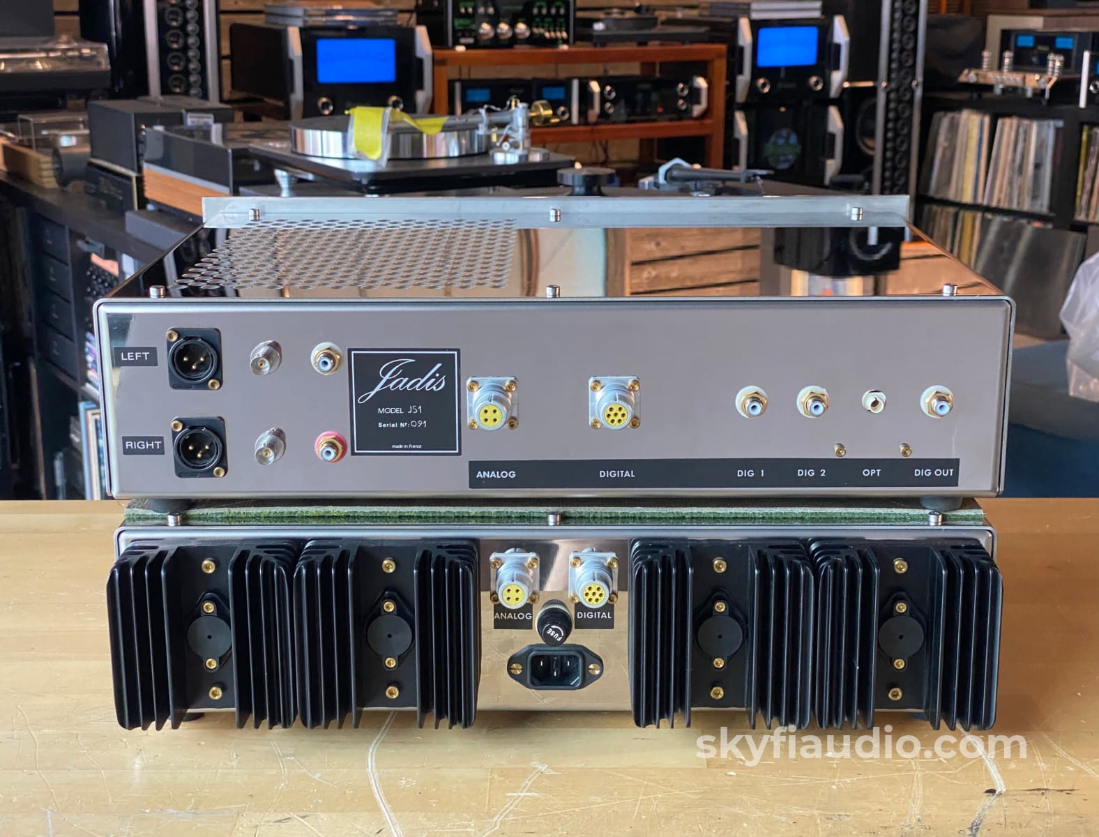 Jadis Js1 Mki Dual Chassis Tube Dac With Power Supply - Made In France Cd + Digital