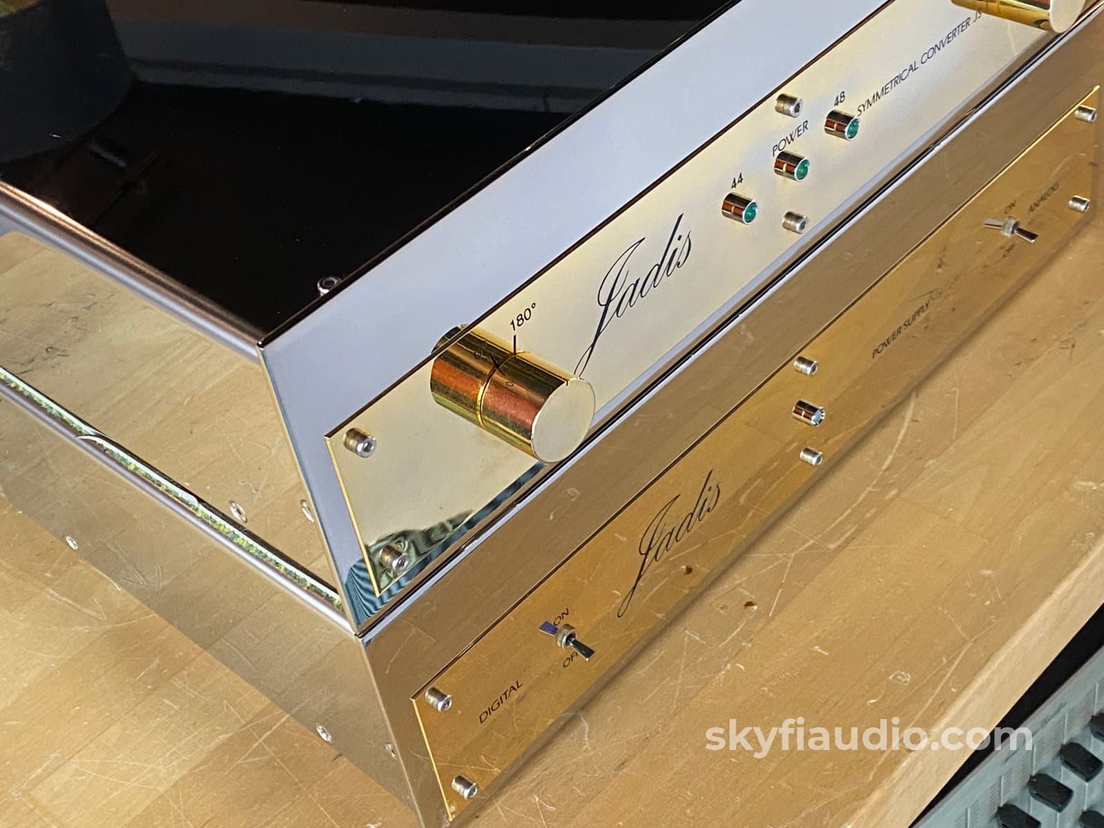 Jadis Js1 Mki Dual Chassis Tube Dac With Power Supply - Made In France Cd + Digital