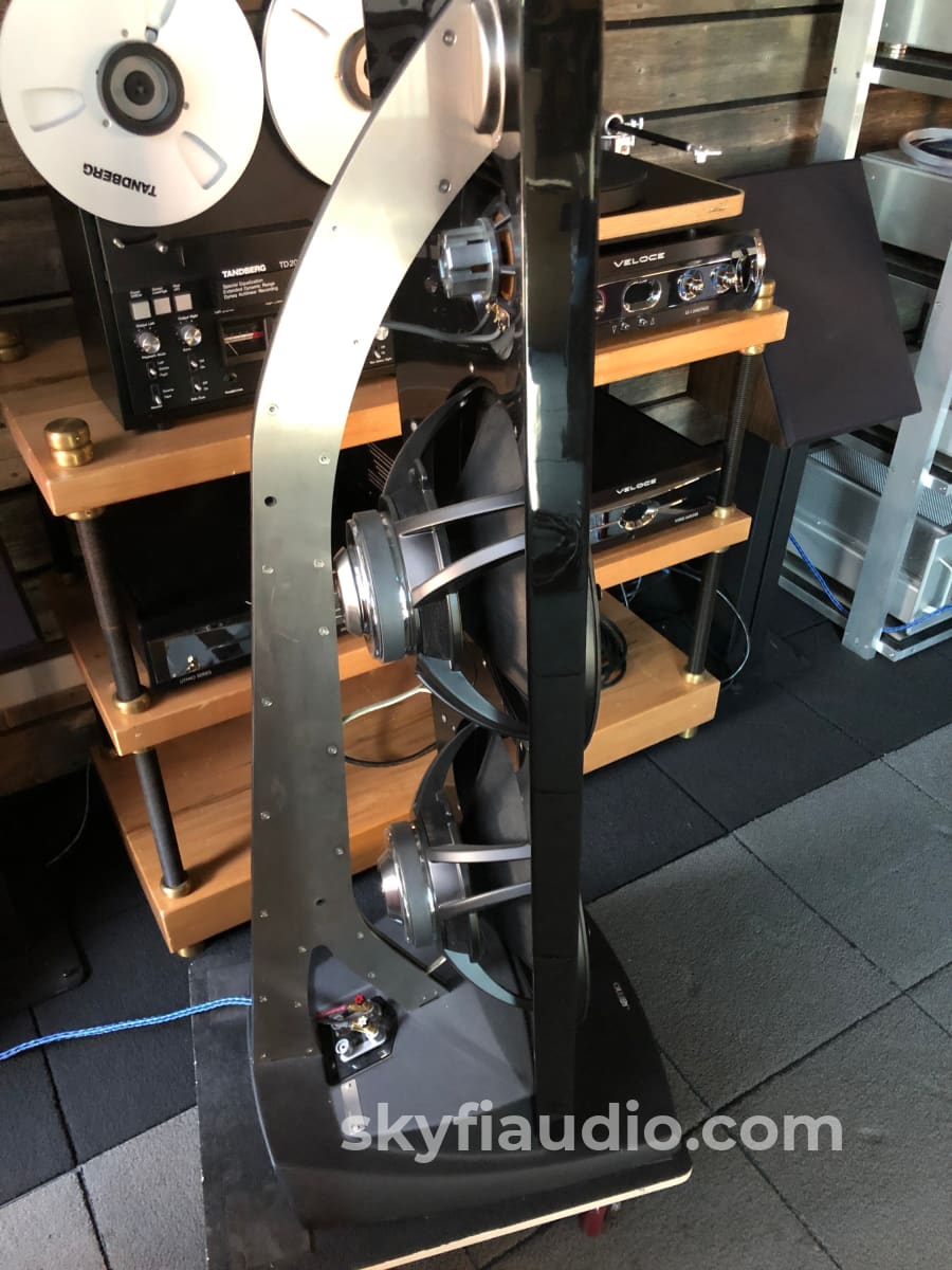 Jamo R909 Reference Speakers in Gloss Black - Made in Denmark - Open B