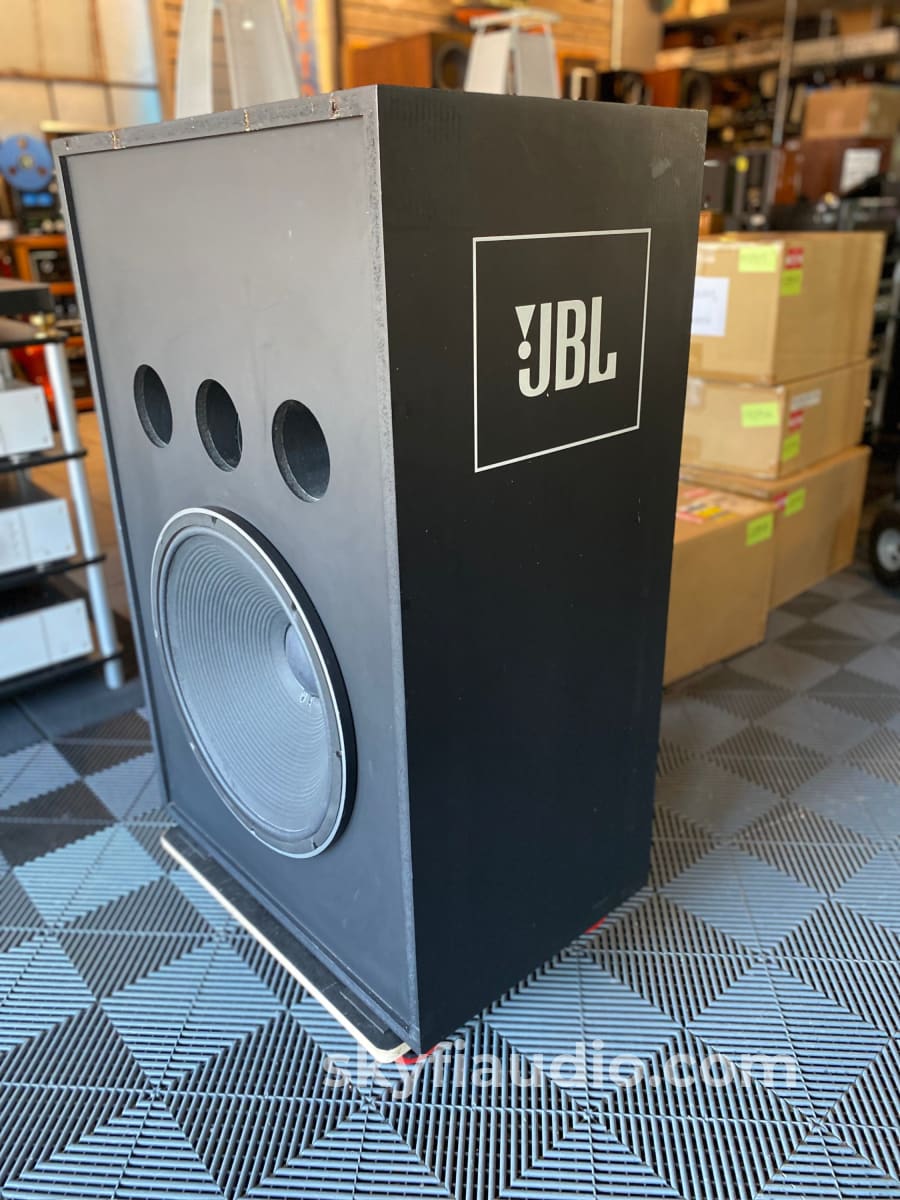Jbl 4518 Professional Series 18 Subwoofer - Perfect For 4343 Speakers Or Similar