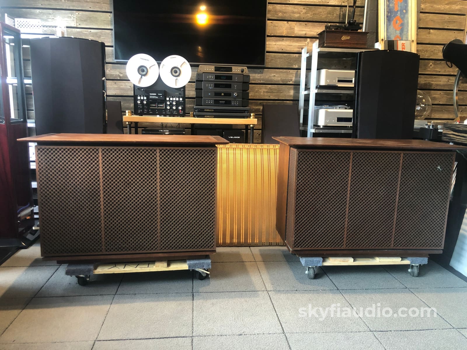 Jbl C50 Olympus Vintage Speakers From Jbls Golden Era