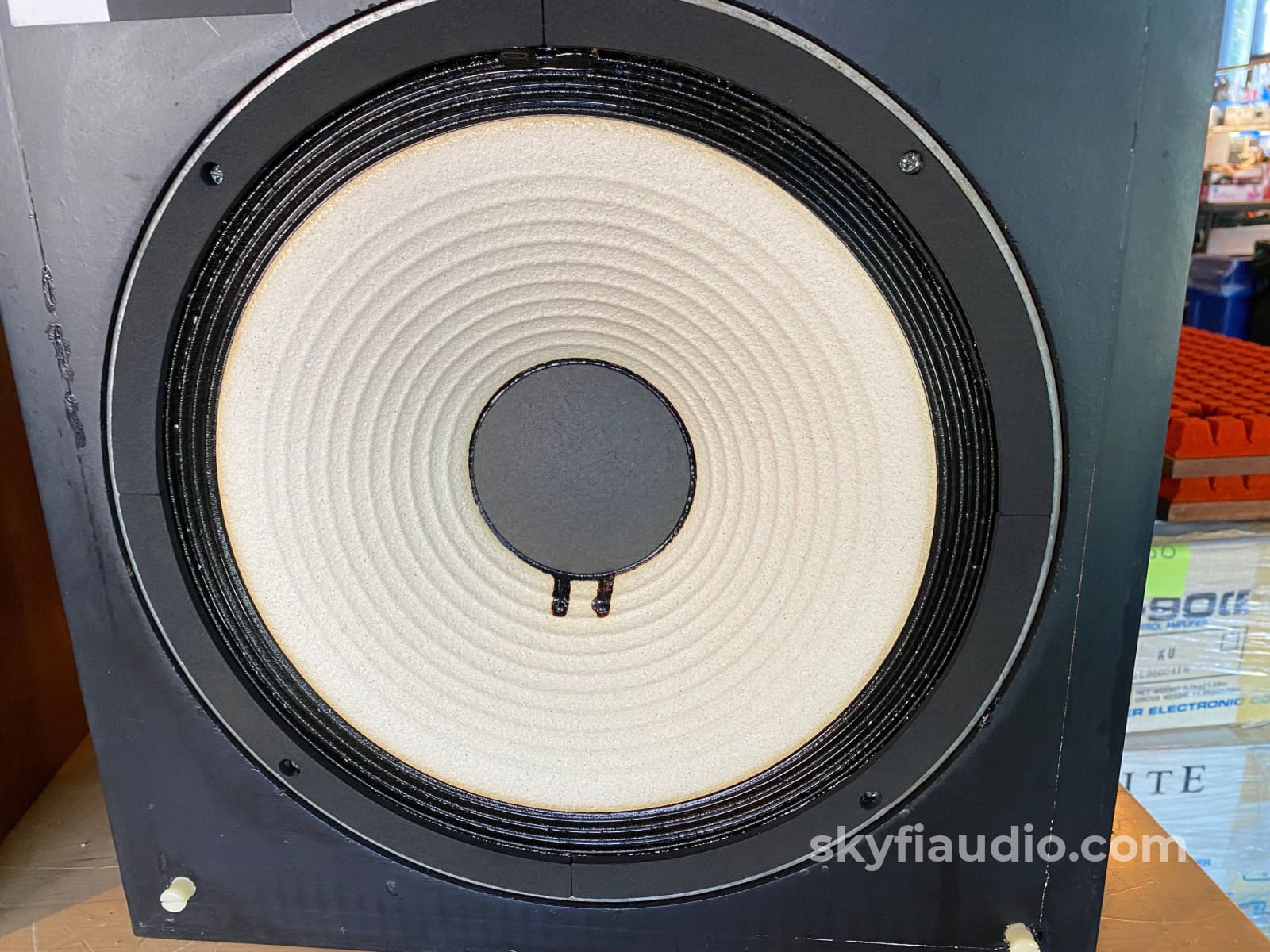 Jbl L100 Vintage Speakers All Original With New Foam