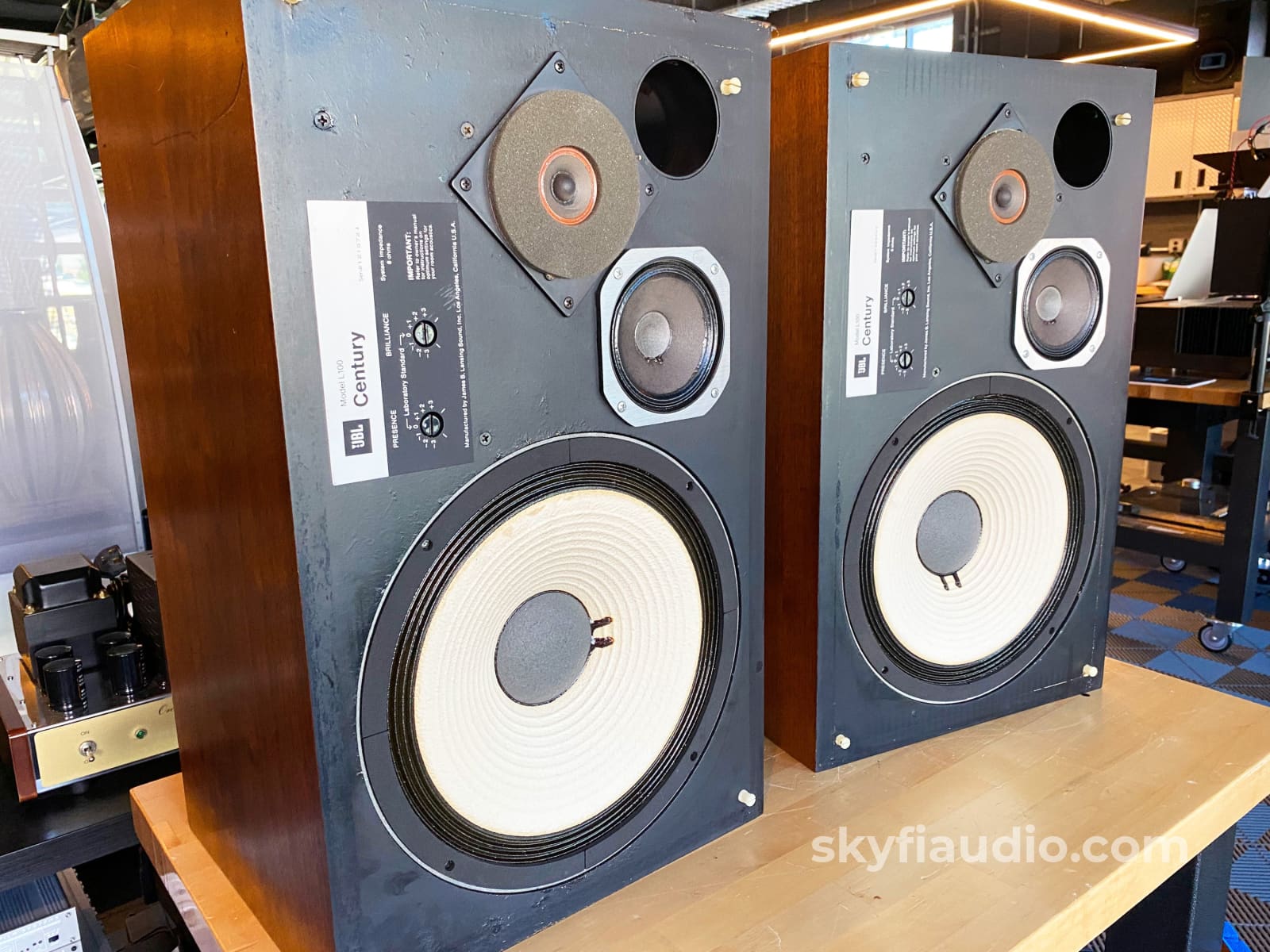 Jbl L100 Vintage Speakers All Original With New Foam