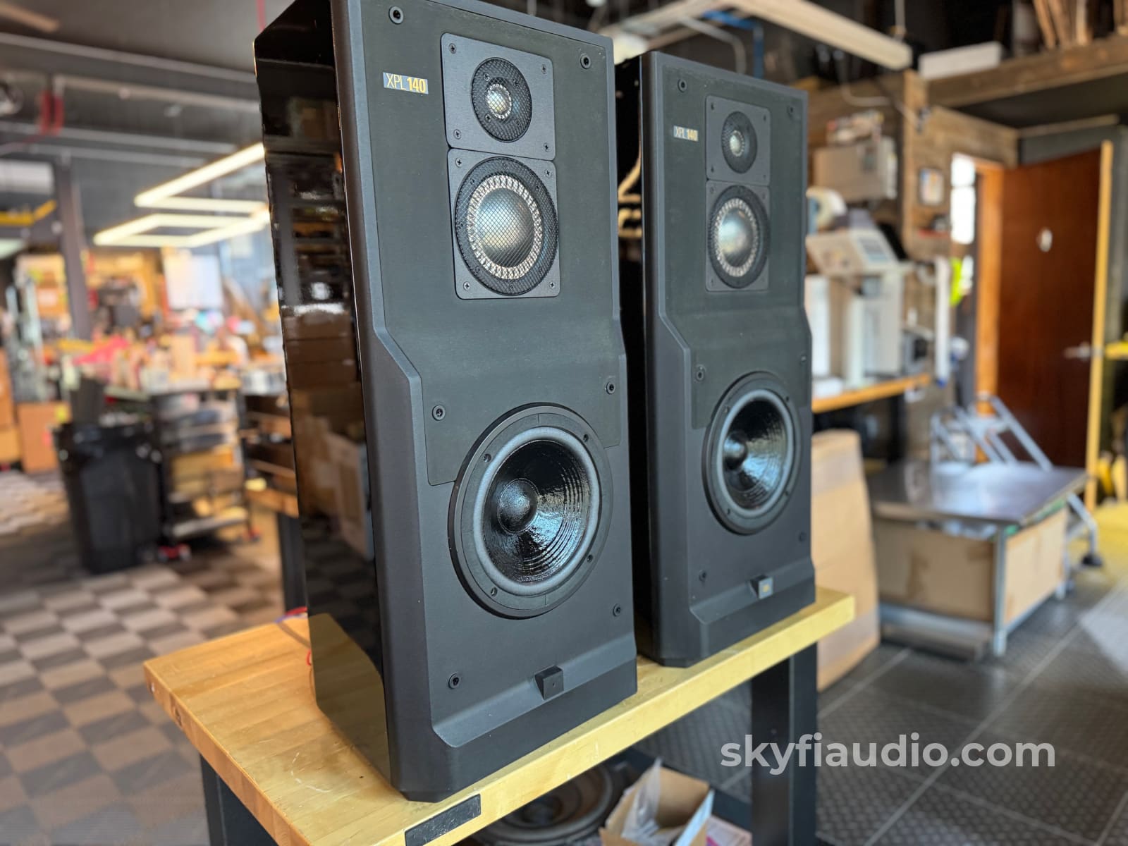 JBL XLP140A Vintage Floor standing Speakers Speakers