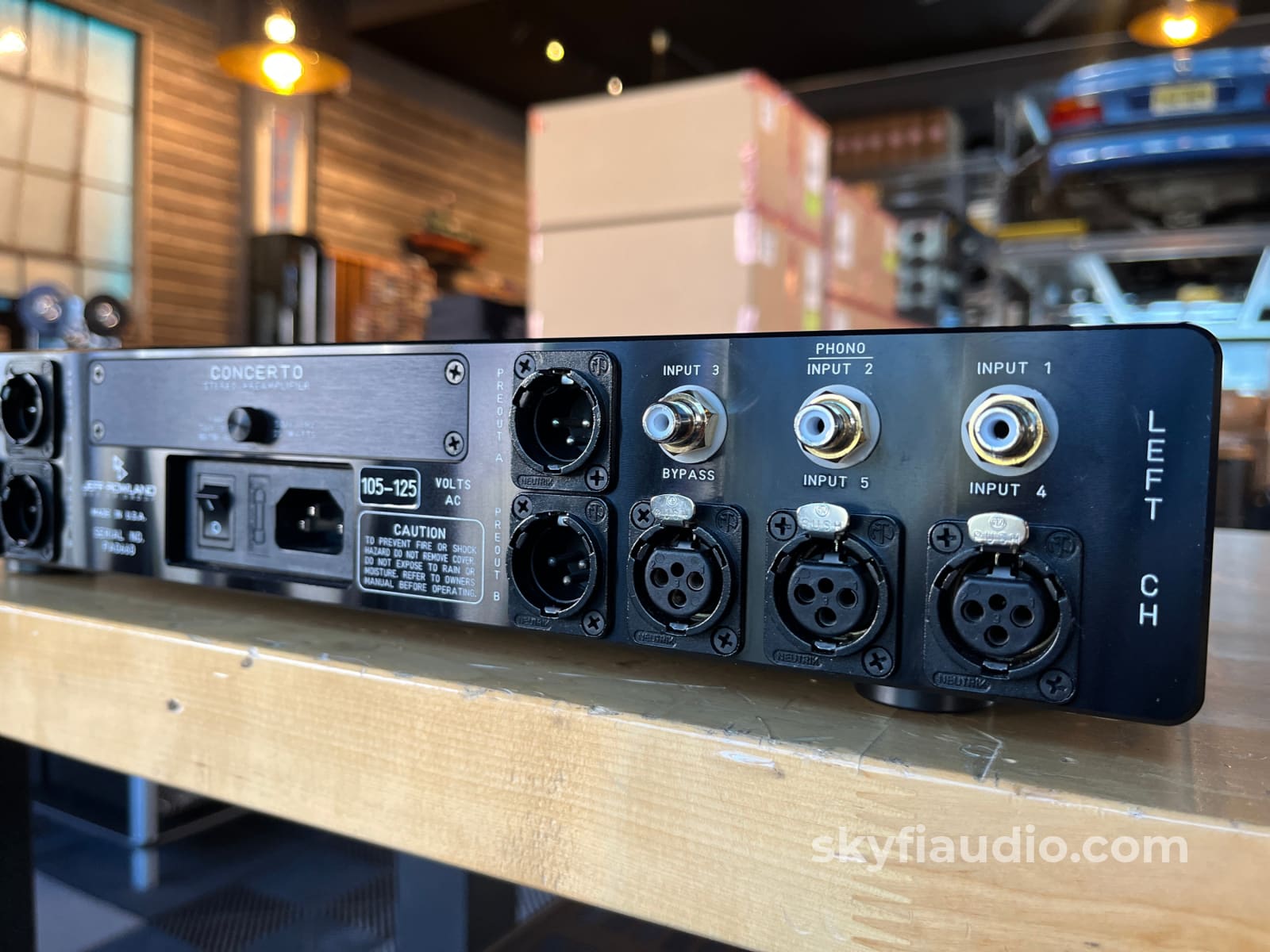 Jeff Rowland Concerto Preamplifier - Beautifully Made