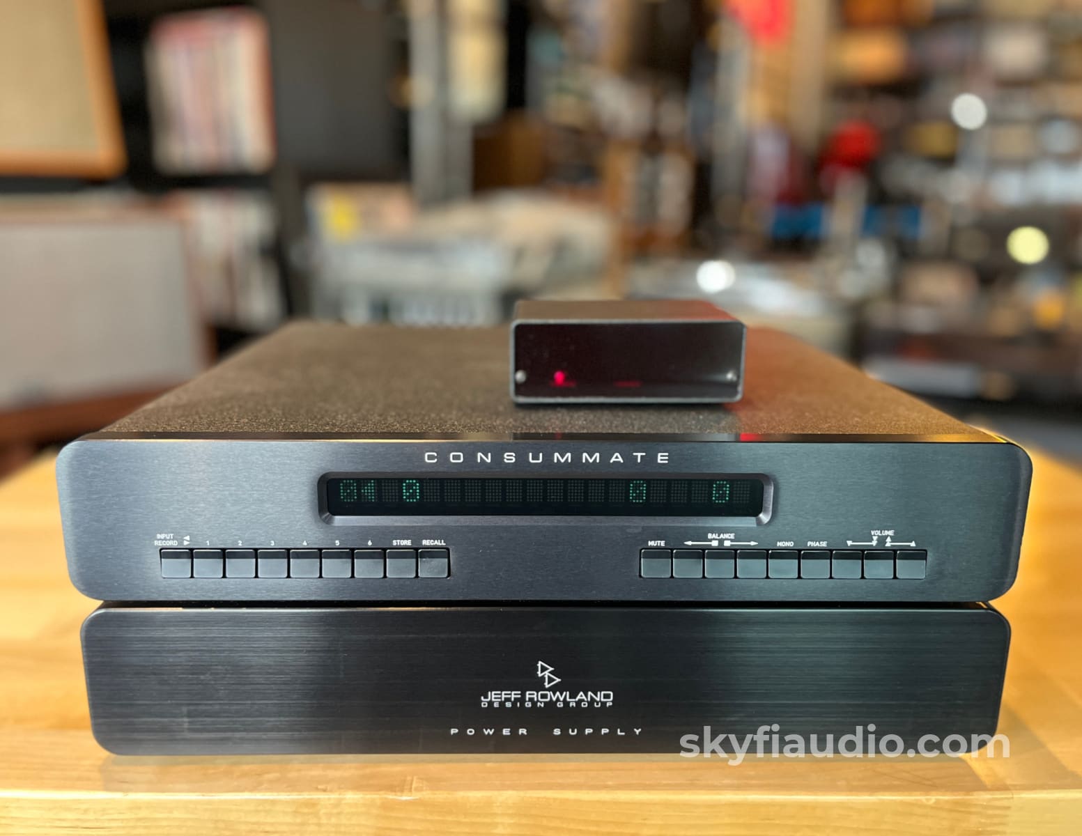 Jeff Rowland Consummate Two Piece Preamplifier - Flagship - Preamplifier