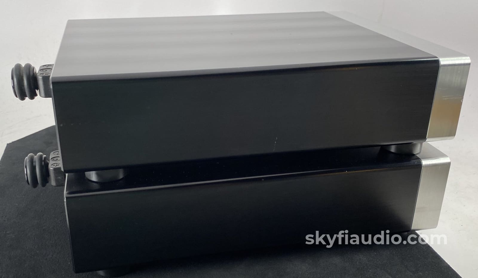 Jeff Rowland Model 201 Monoblock Amplifier Pair