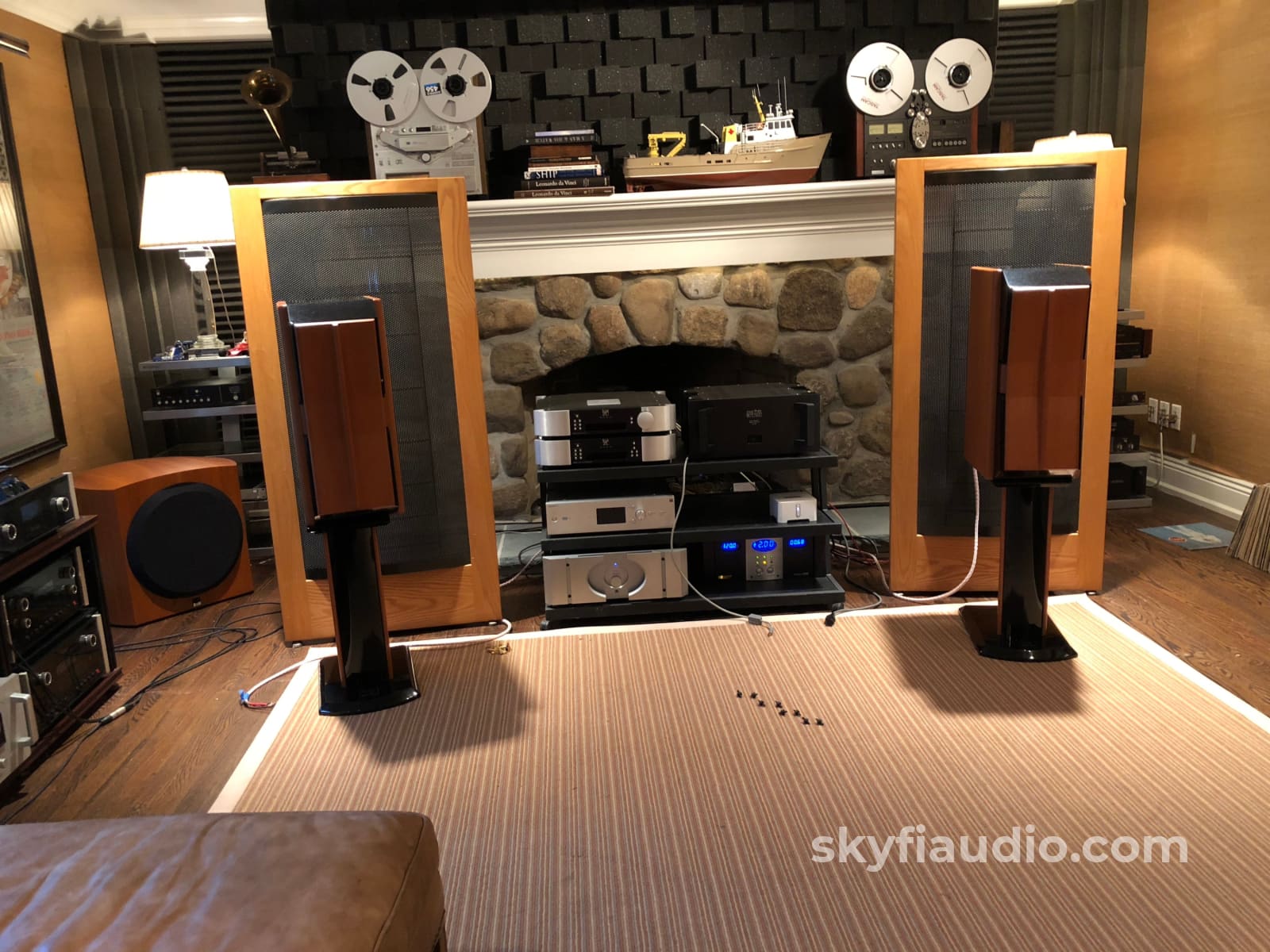 Jm Lab (Focal Audio) Mini Utopia Speakers With Stands
