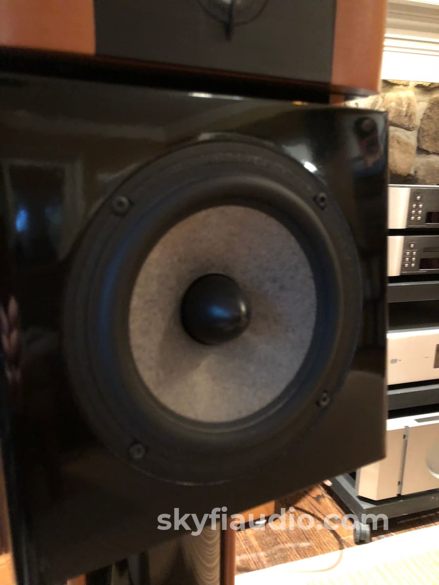 Jm Lab (Focal Audio) Mini Utopia Speakers With Stands