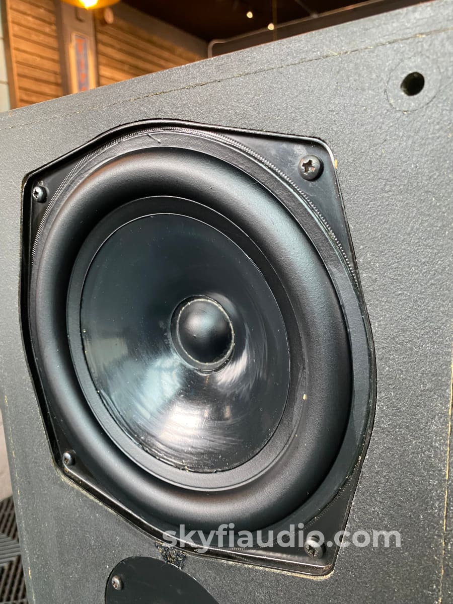 Kef Calinda Vintage Speakers
