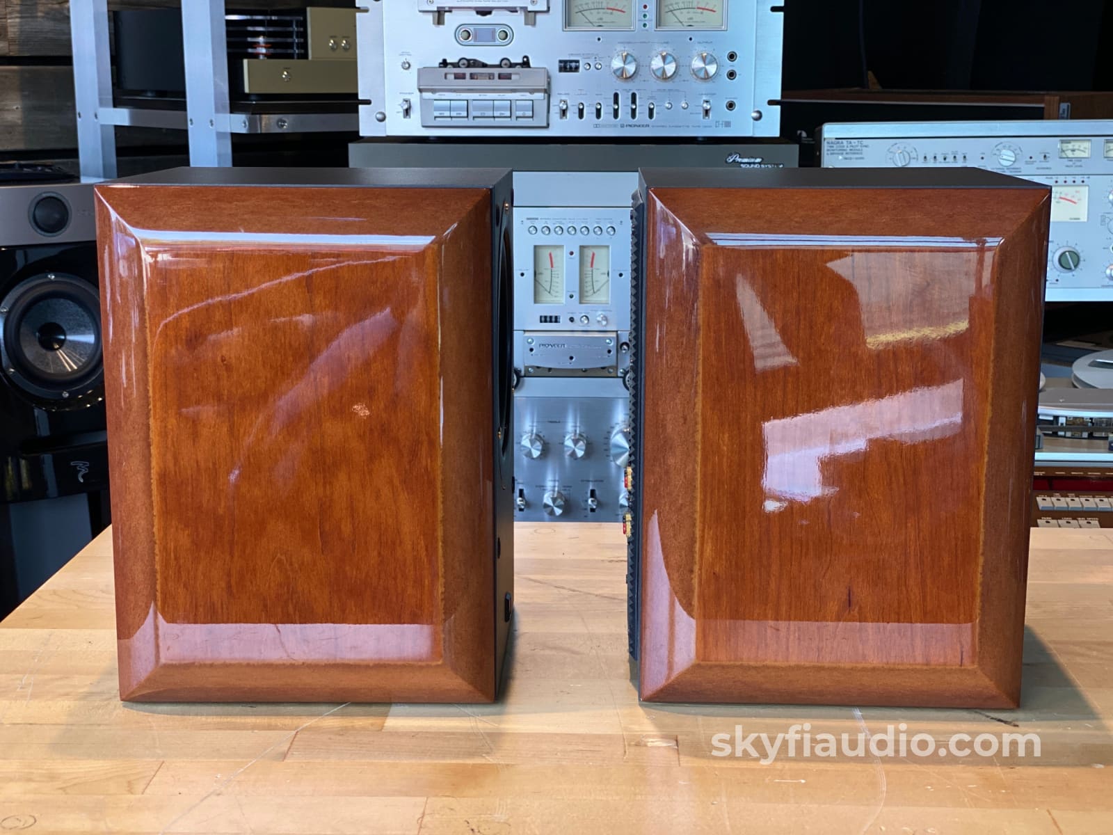 Kef Rdm1 Reference Monitor Bookshelf Speakers