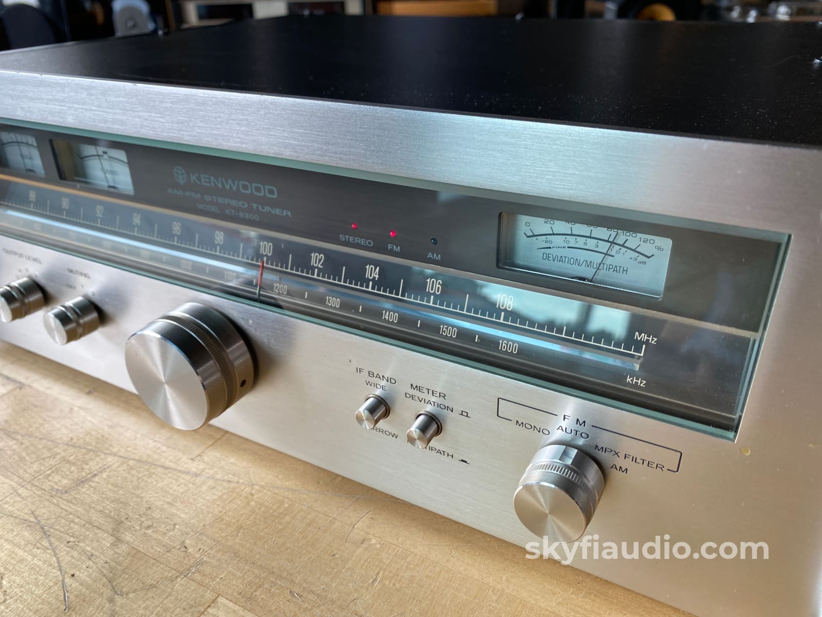 Kenwood KT-8300 AM/FM Tuner w/Rare Rack Kit - Professionally Aligned